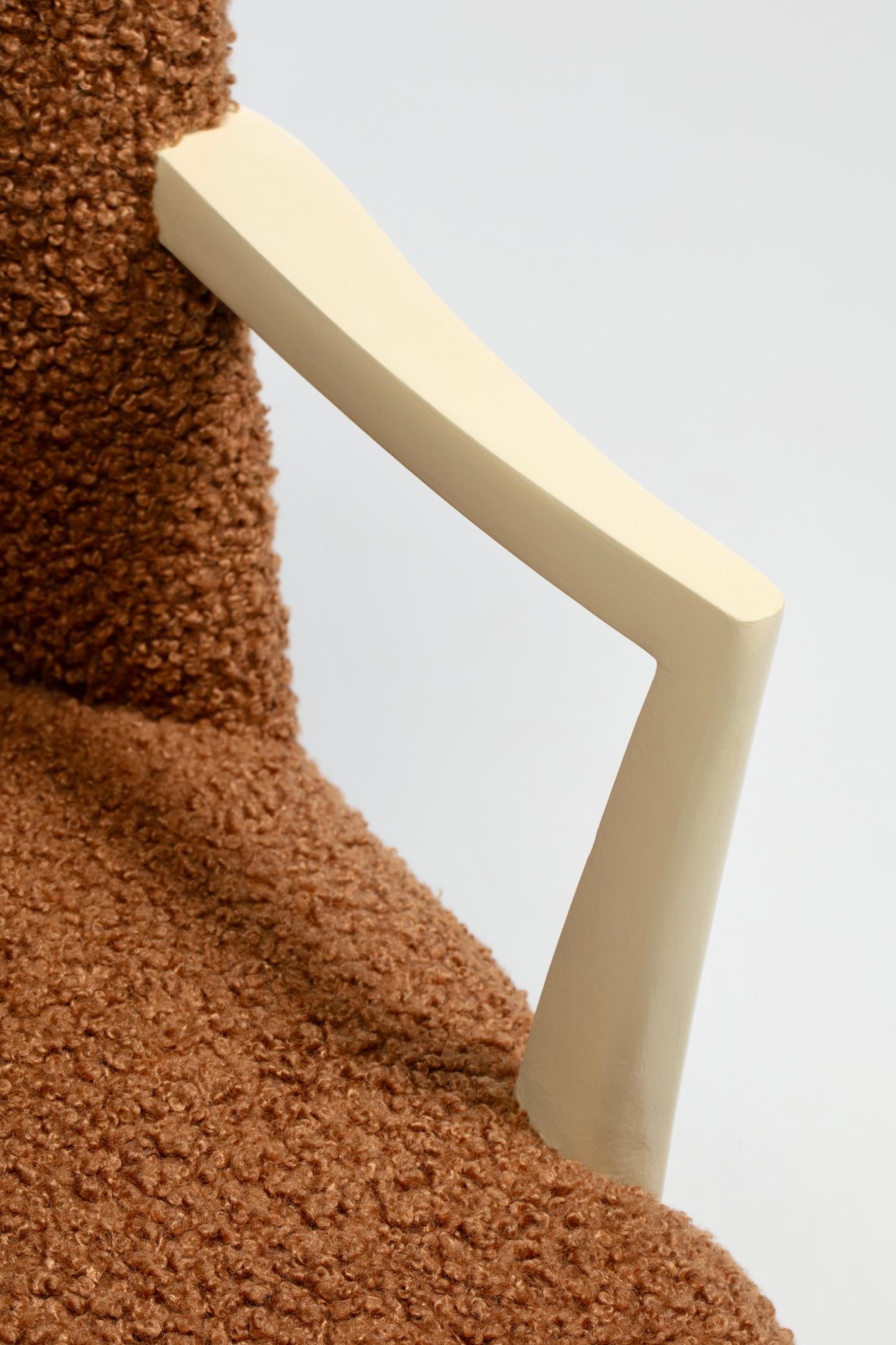 Dunbar Set of 10 Dining Chairs with Bleached Mahogany Frames & Cocoa Bouclé For Sale 10