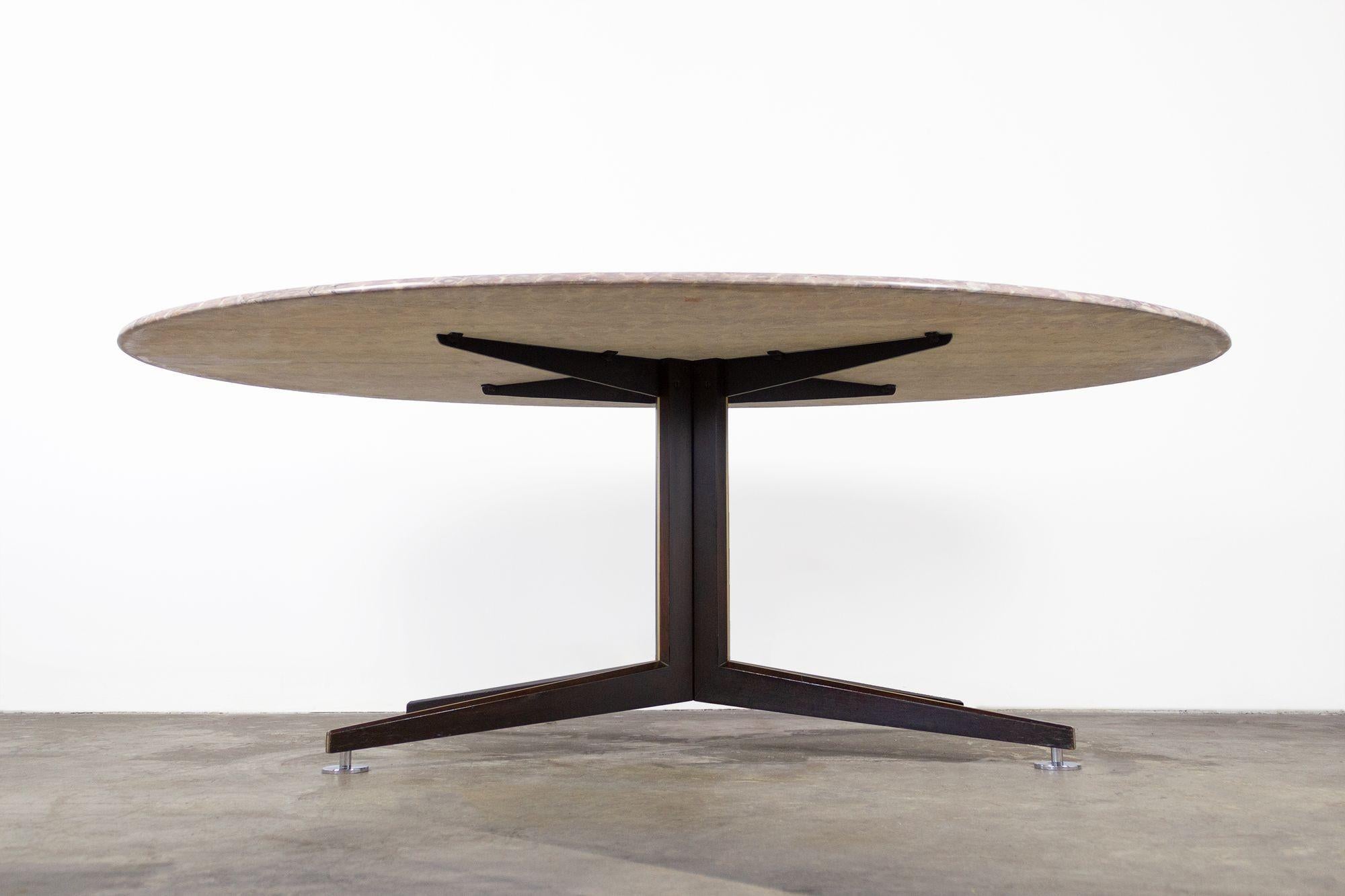Table de bureau Dunbar modèle 1123 avec plateau en marbre conçue par Edward Wormley Bon état - En vente à Dallas, TX
