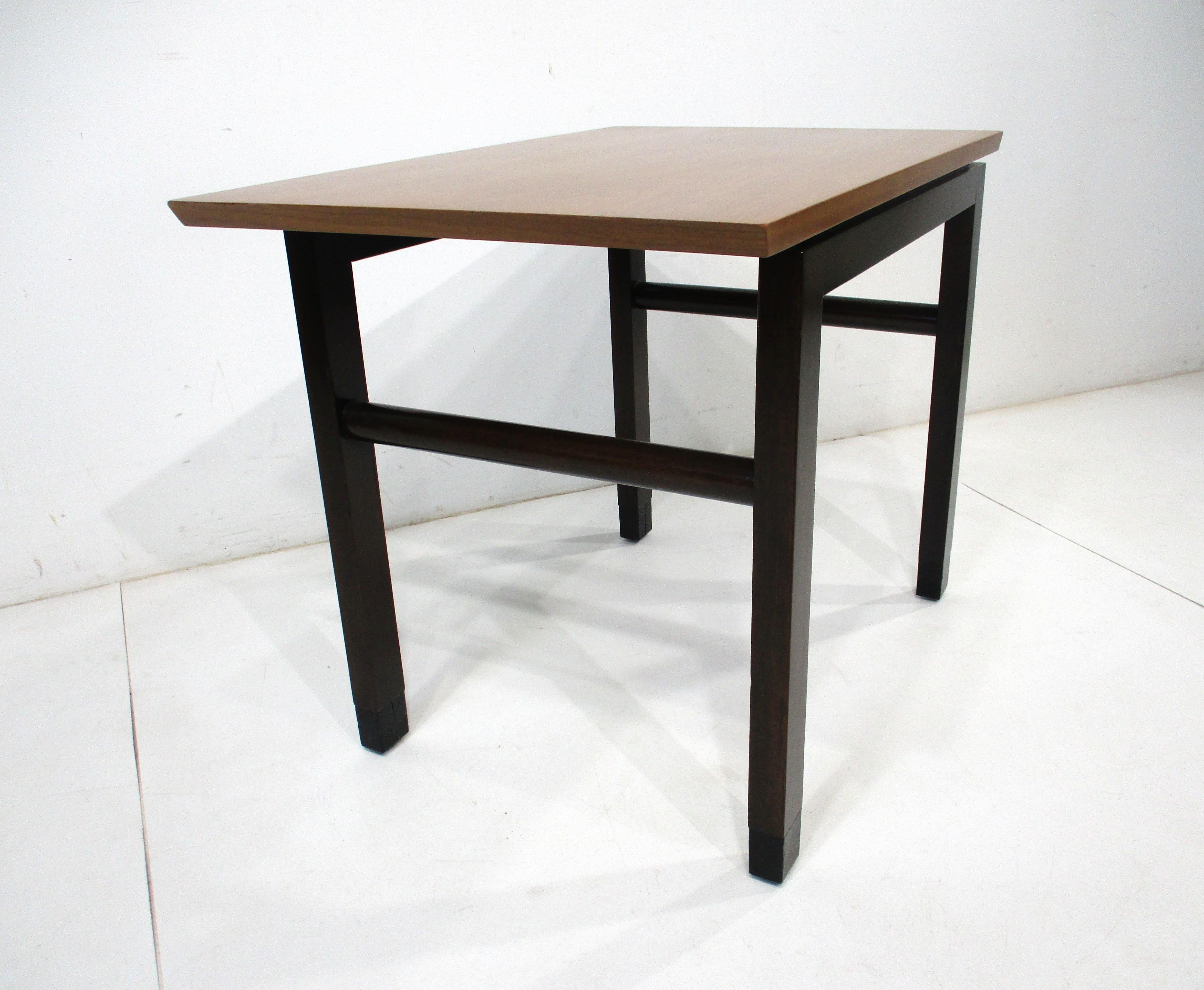 Leather Dunbar Walnut Cantilever Topped End Table by Edward Wormley For Sale
