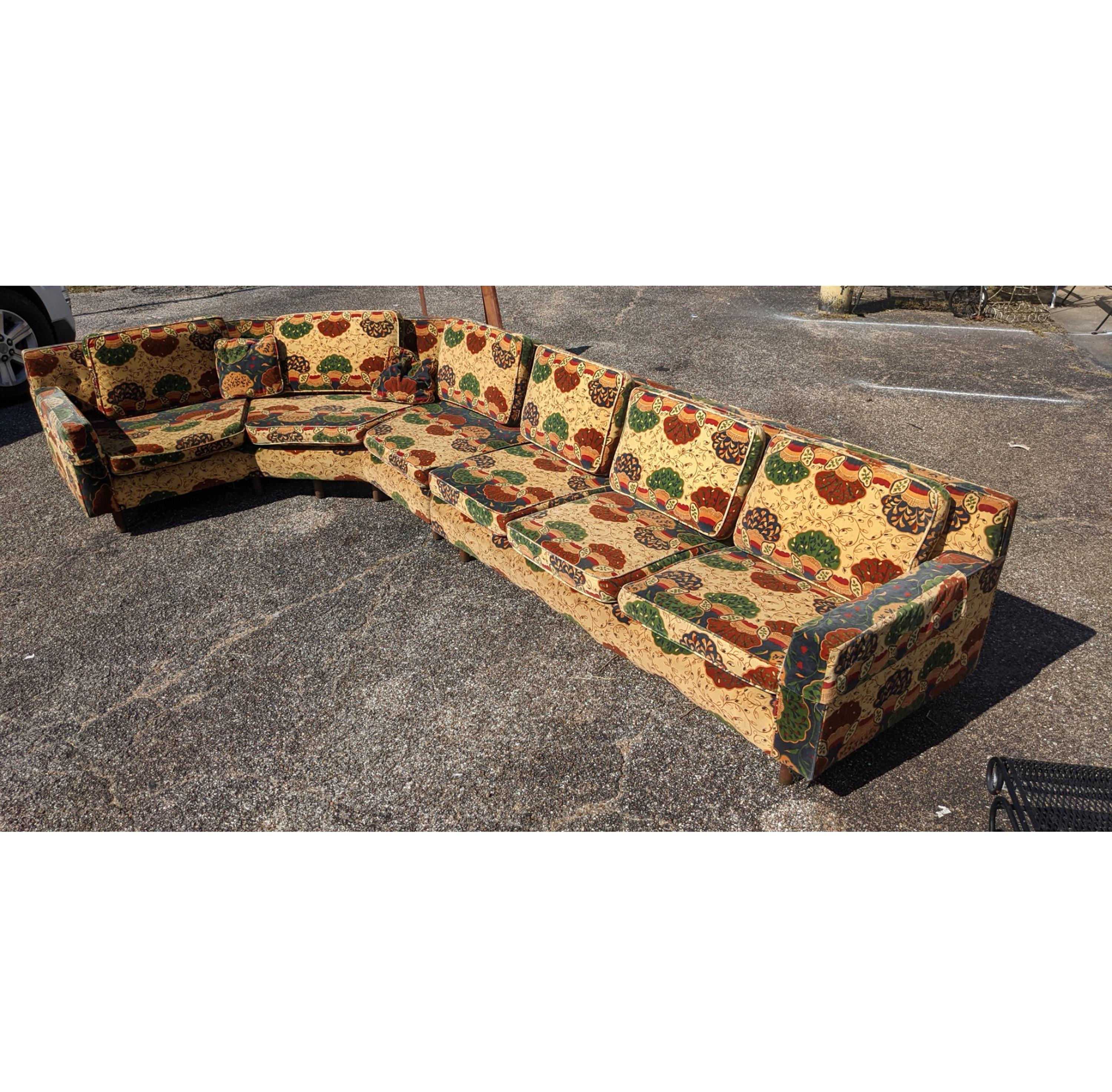 Dunbar Wormley 2 piece sectional sofa
1950s


Rare sectional sofa designed by Edward Wormley, manufactured by Dunbar. The sofa consists of two parts of one angled and one straight. Pieces can be used together or separately. Walnut base with