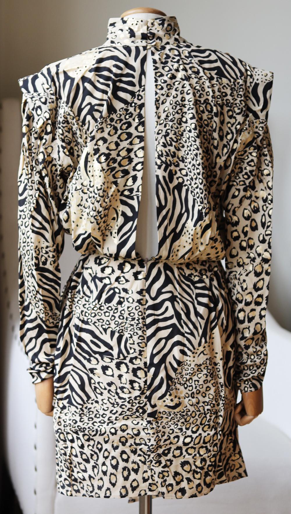 Dundas Cutout Draped Metallic Printed Crepe Mini Dress In Excellent Condition In London, GB