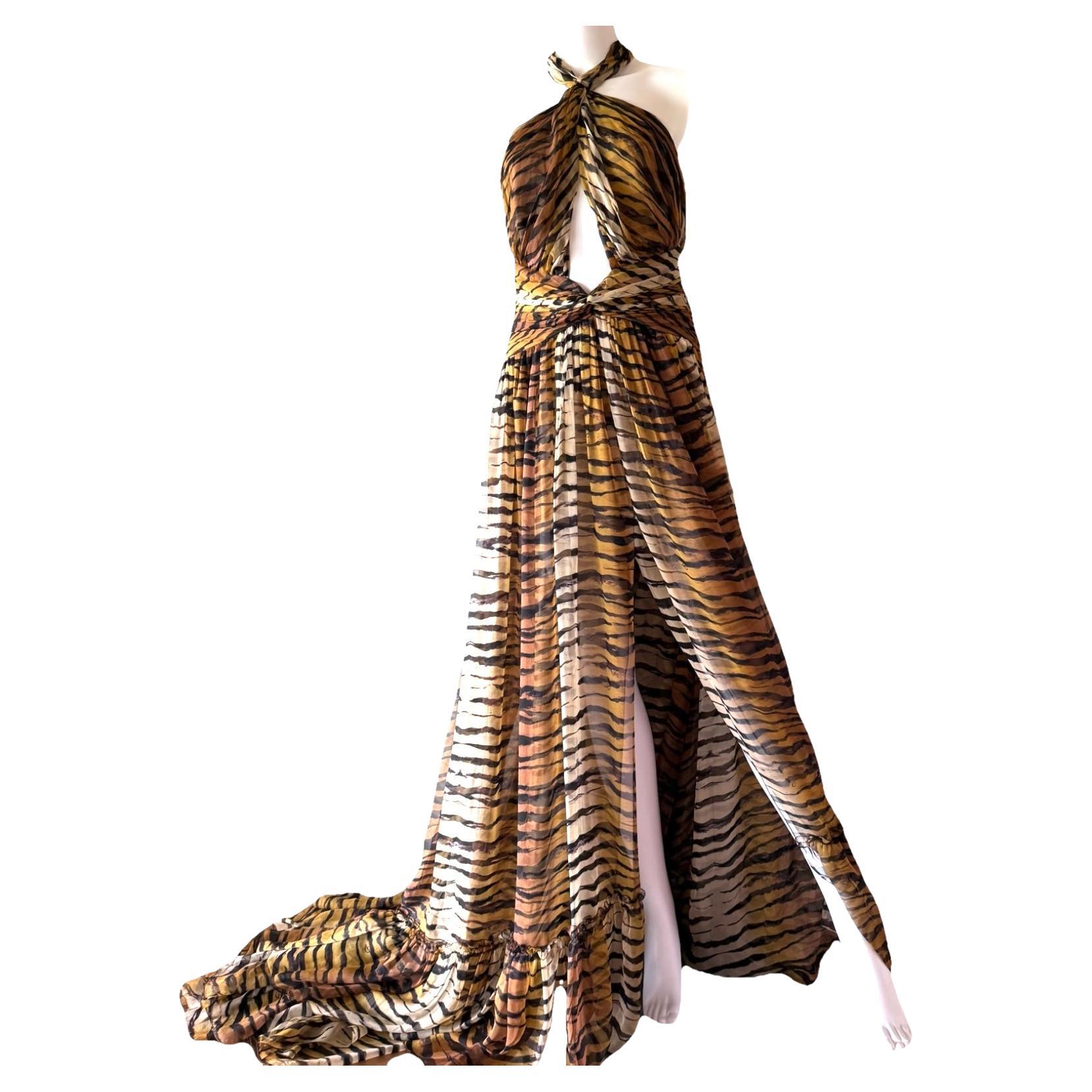 DUNDAS Runway F/W 2019 Couture Tiger Print Silk Cutout Gown with Train in vendita