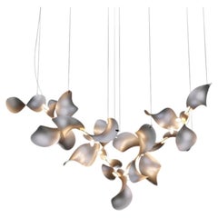 Dune 20 Cluster-Kronleuchter aus eloxiertem Aluminium in Silber von MOSS Objects