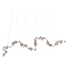 Lampadario a 20 curve Dune in alluminio con finitura anodizzata argento by MOSS Objects