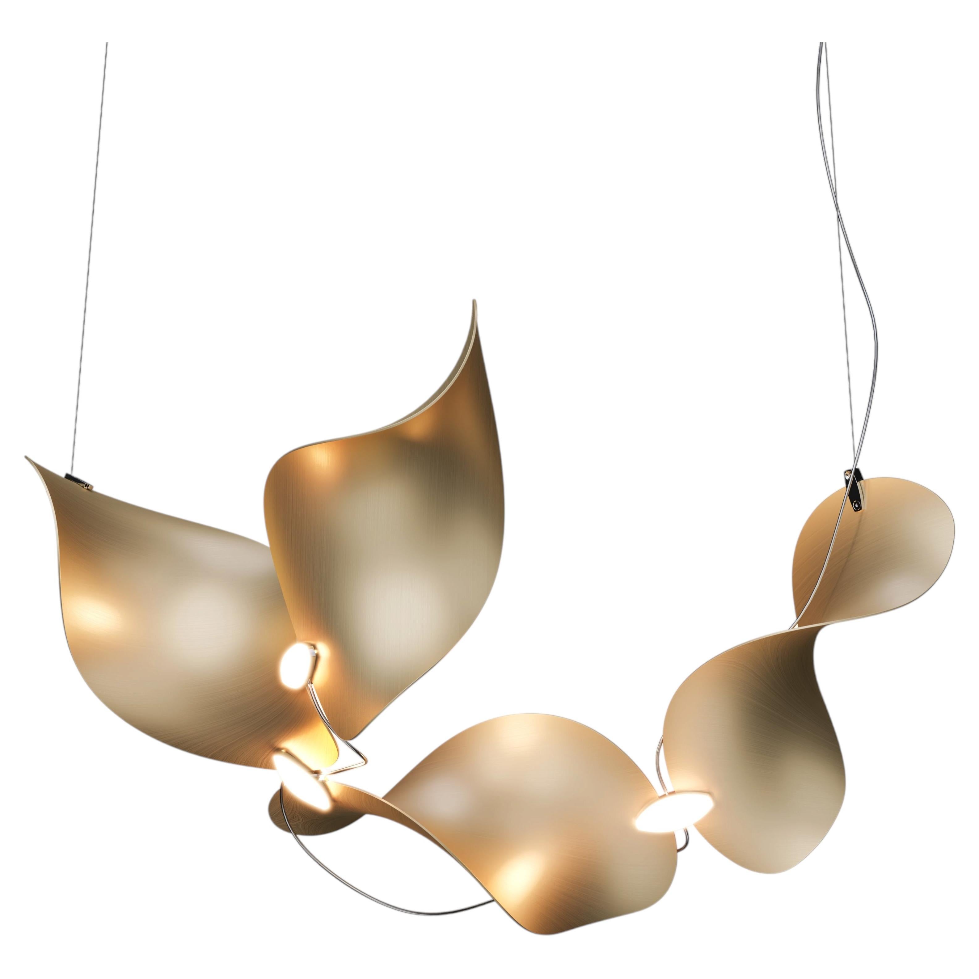 Lampada a sospensione 'Dune 4 Curve Line' in alluminio dorato per Moss Objects