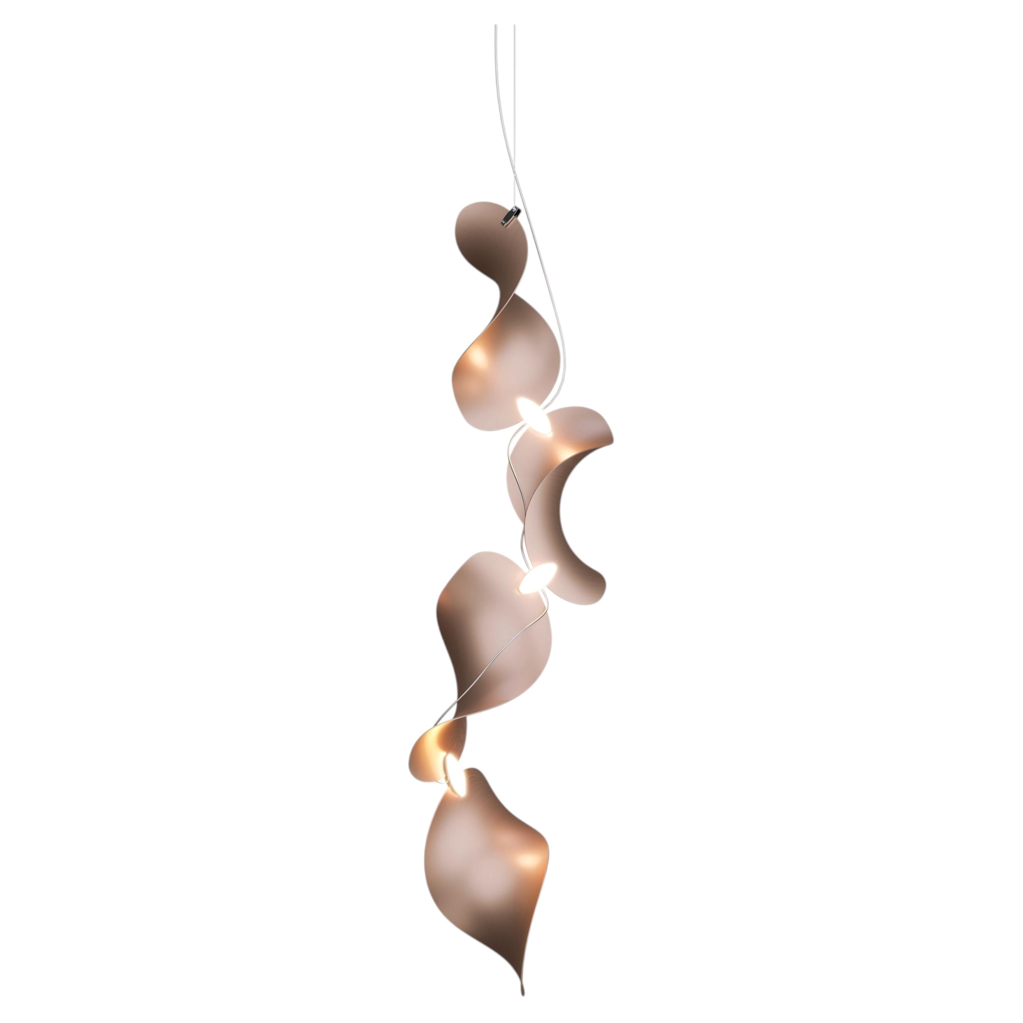 Lampada a sospensione 'Dune 4 Vertical Line' in alluminio color rame per Moss Objects in vendita