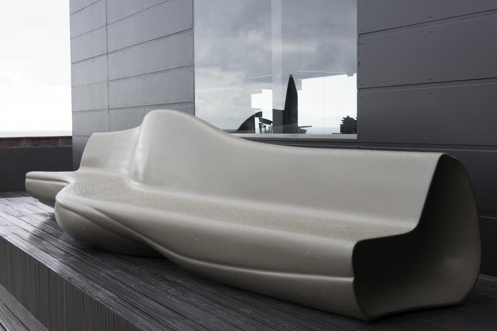 Canapé modulaire Dune en fibre de verre au design flottant organique Neuf - En vente à Barcelos, PT
