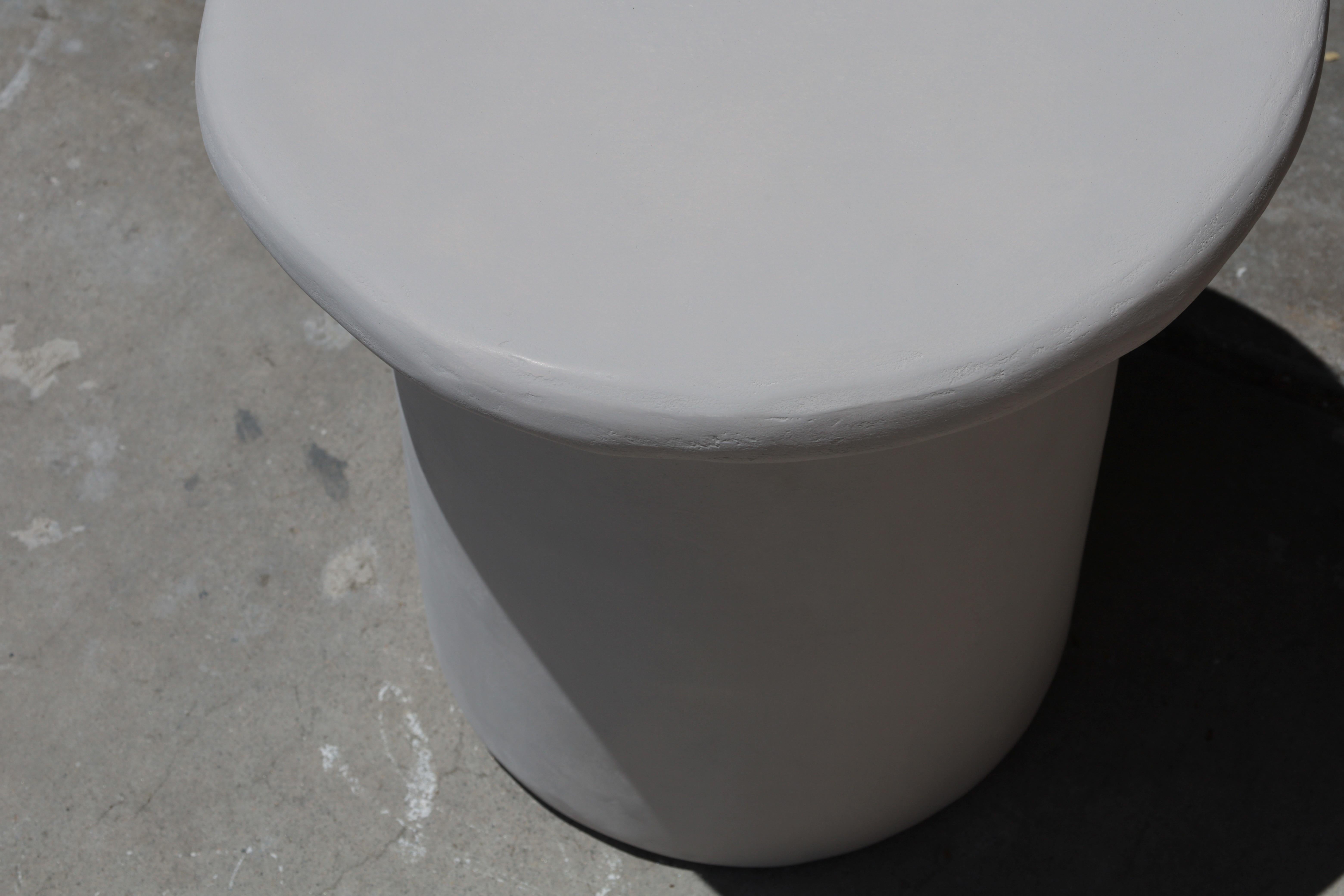 Hand-Crafted dune round nesting plaster table set by öken house studios For Sale