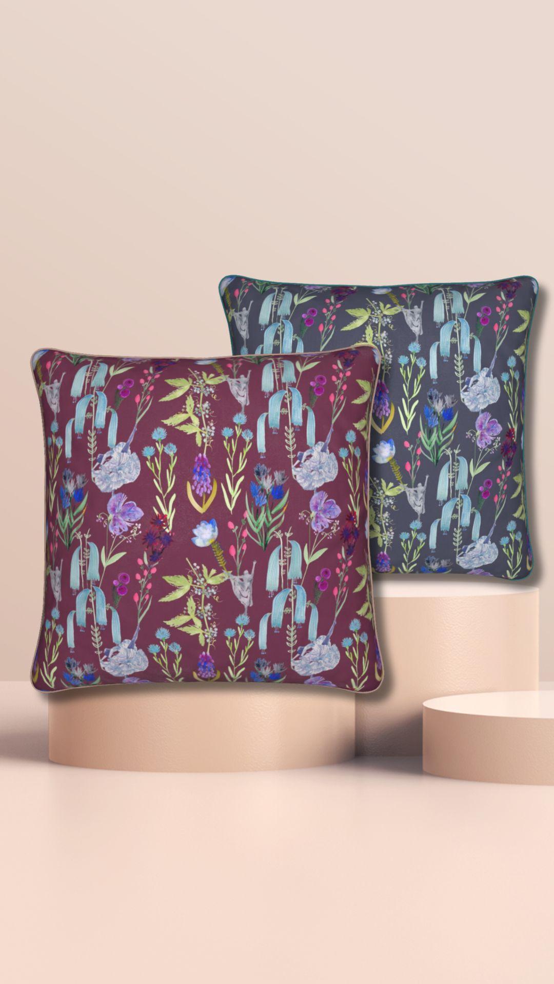 Fait main Oreiller en velours aquarelle Dunham Ocean en vente