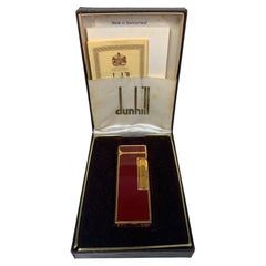 Dunhill 18 Karat vergoldet rot lackiert Rollagas Classic Zigarettenanzünder