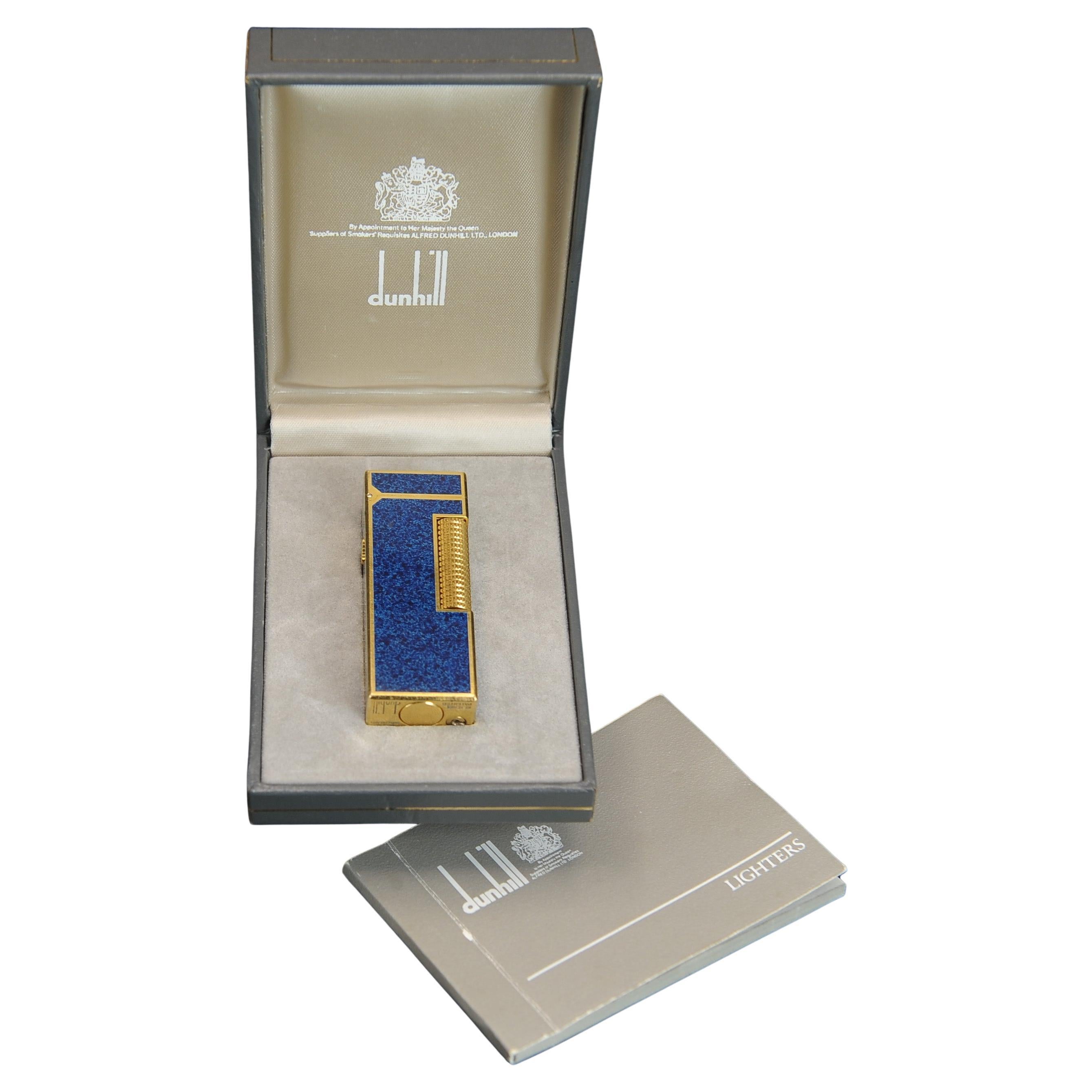 XX secolo Accendino Dunhill Rollagas placcato in oro 18ct e laccato in marmo blu, imballato e revisionato in vendita