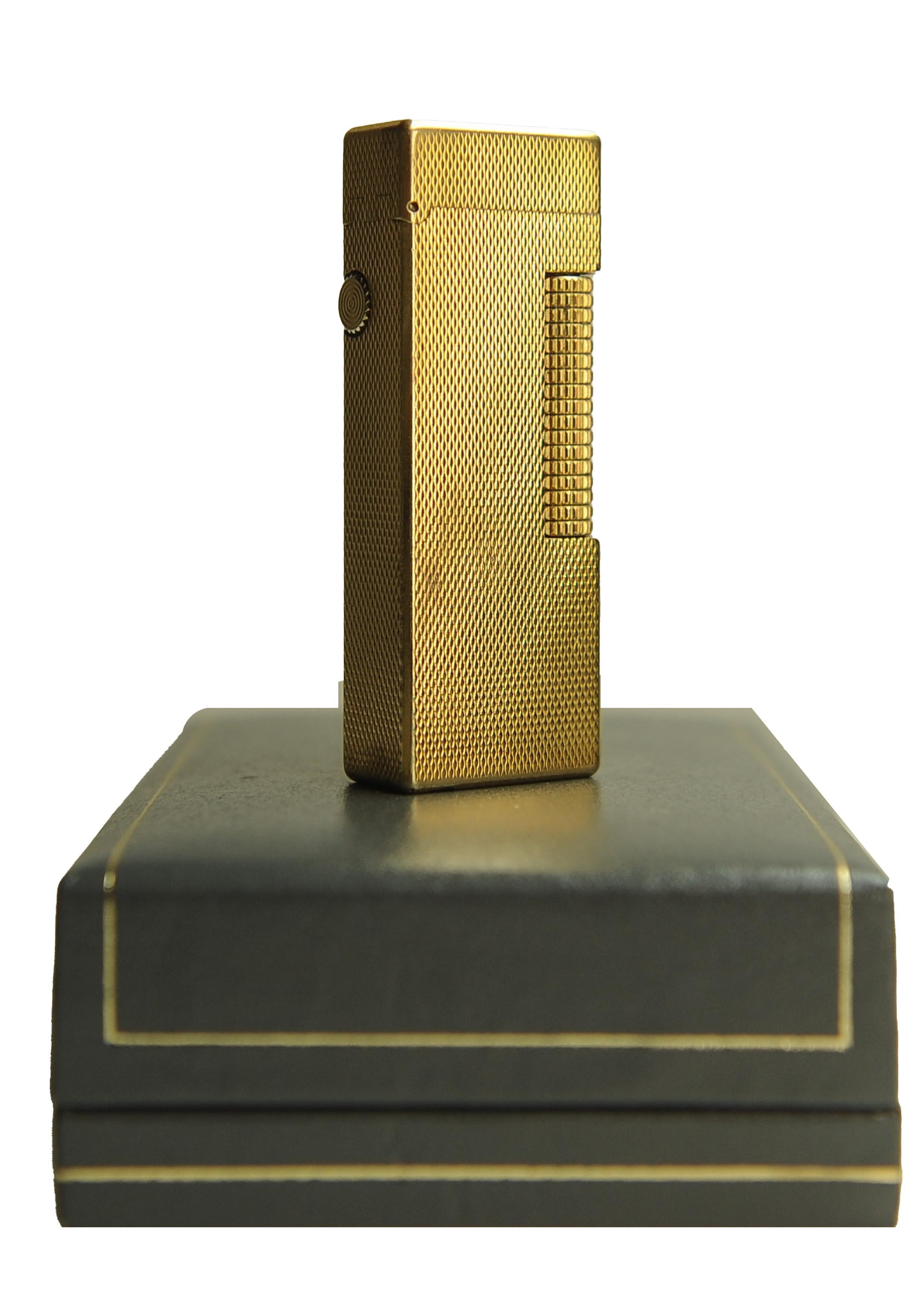 Doré Dunhill 18ct Gold Plated Rollagas Cigarette Lighter With Box & Papers Serviced en vente