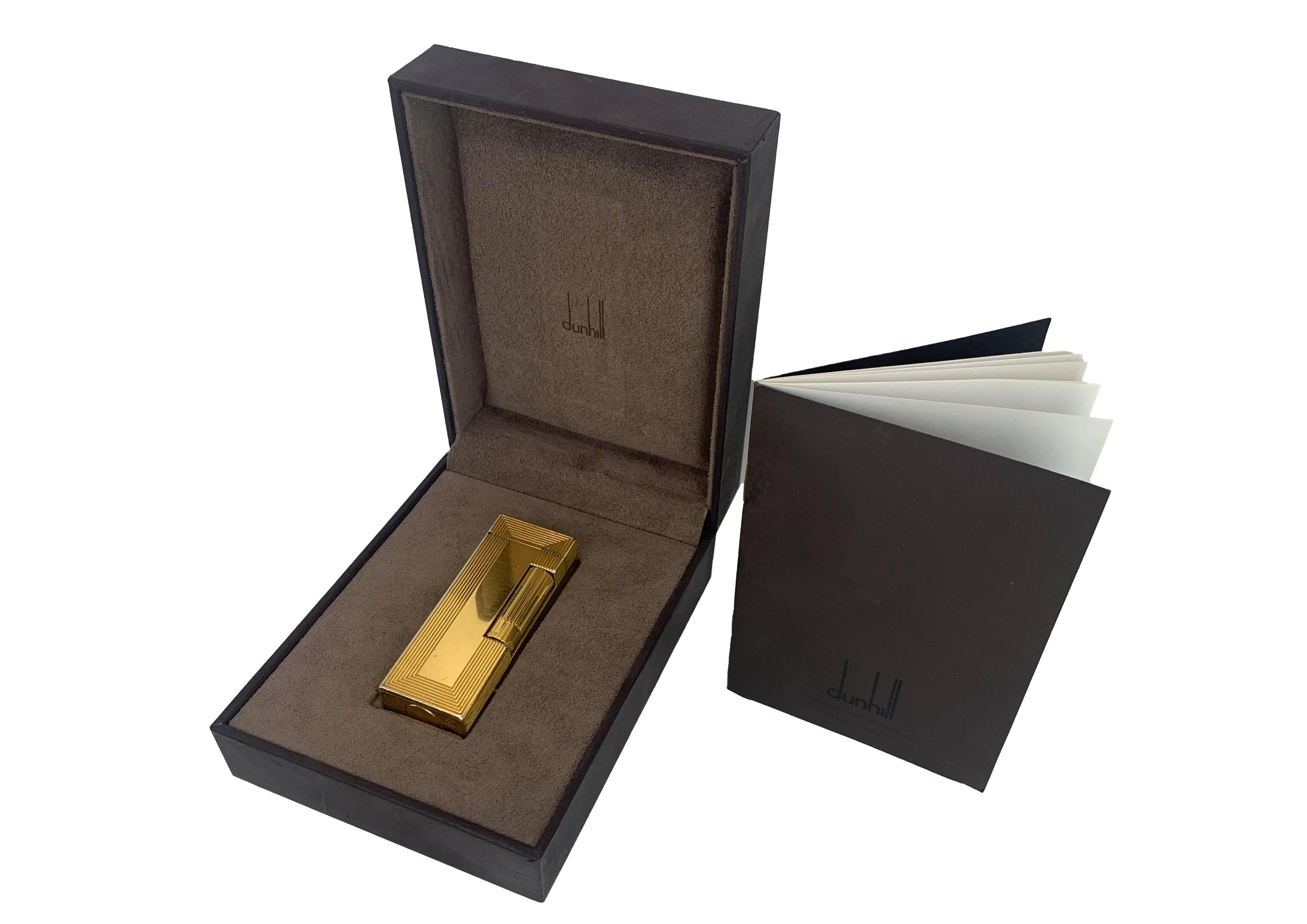 Dunhill Encendedor de Bolsillo Rollagas Chapado en Oro de 18 ct Con Caja Original. en Bueno estado para la venta en Reading, Berkshire