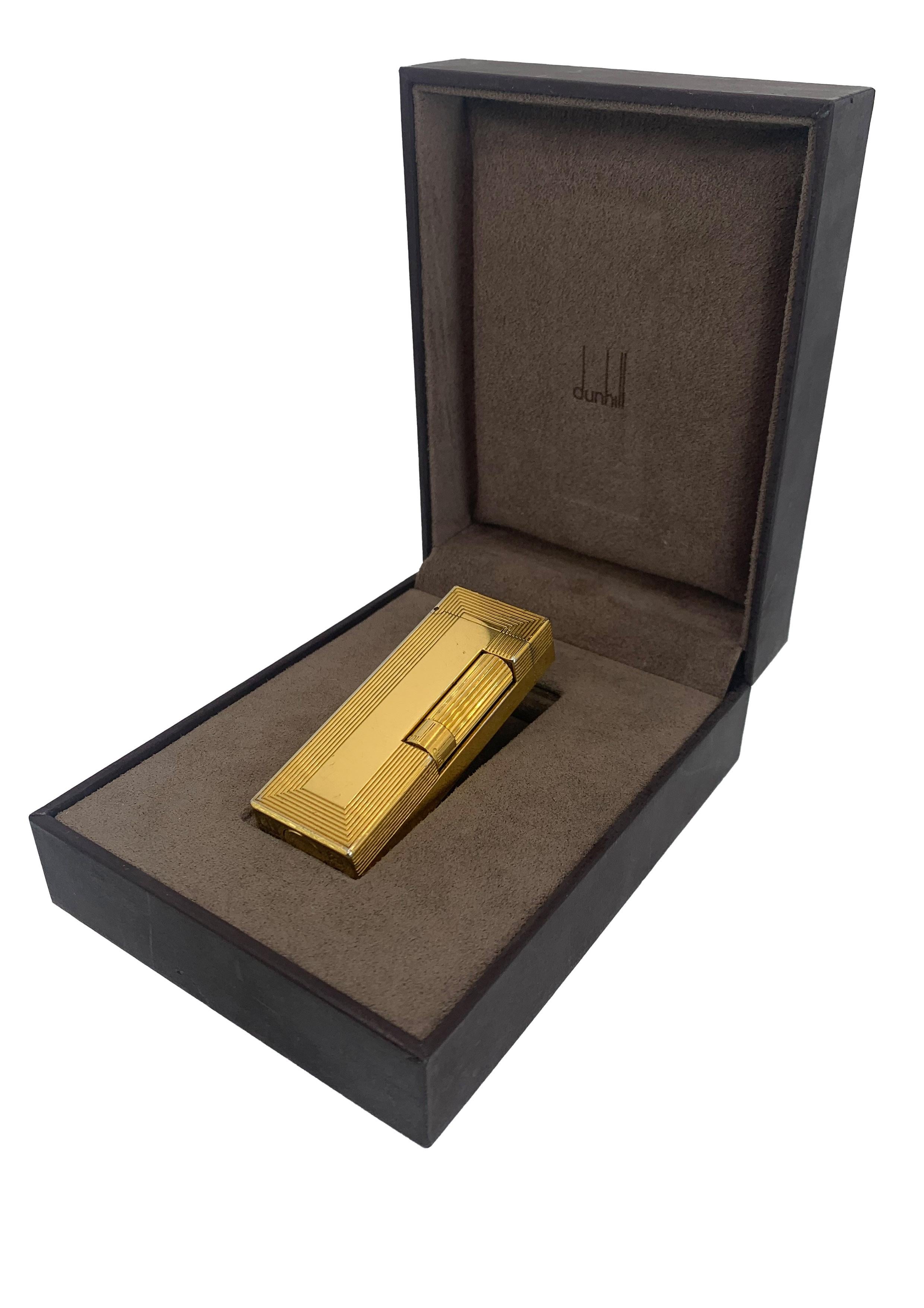 Dunhill Encendedor de Bolsillo Rollagas Chapado en Oro de 18 ct Con Caja Original. Metal en venta