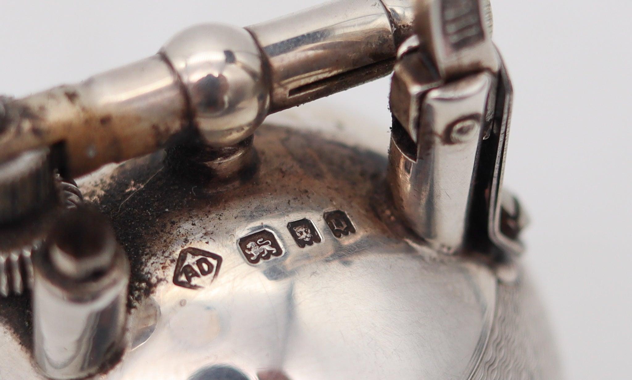 English DUNHILL 1929 Ball Petrol Desk Lighter In Solid .925 Sterling Silver Guilloche