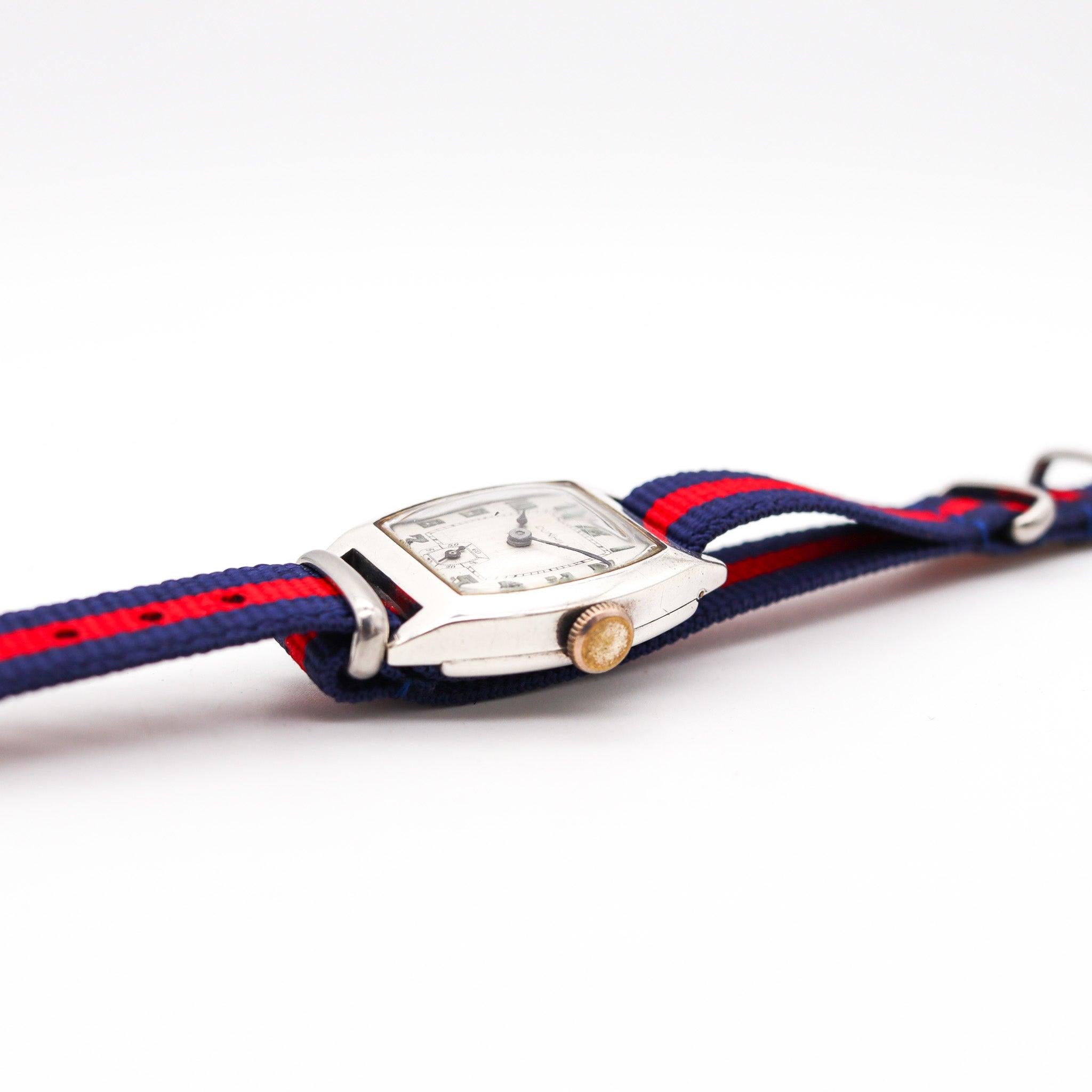 Montre-bracelet Tonneau Art Déco 1930 en argent sterling massif .925 Unisexe en vente