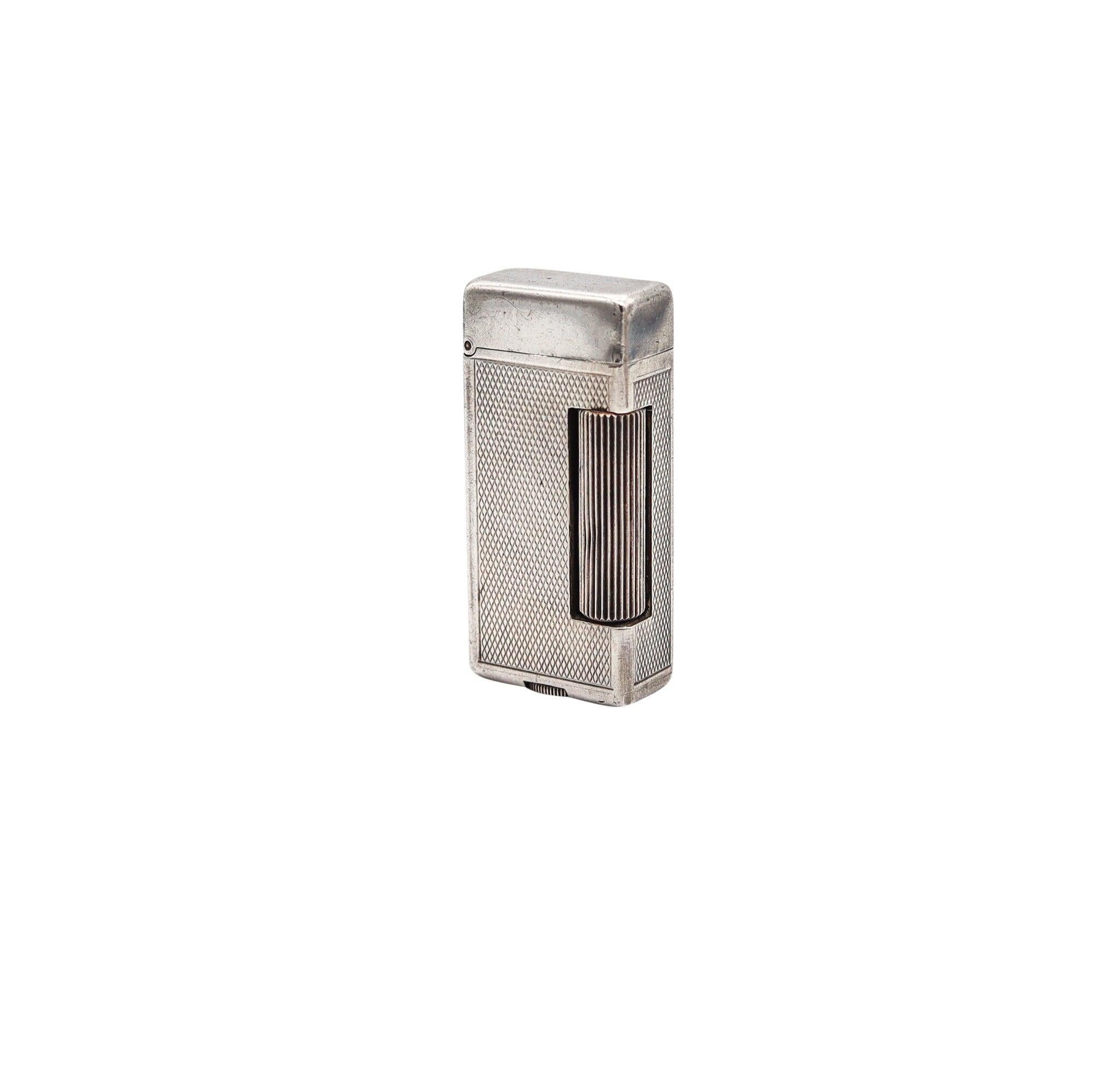 Mid-20th Century DUNHILL 1938 Short Rollalite Petrol Pocket Lighter In Solid .925 Sterling Silver For Sale