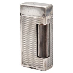 Accendino tascabile a benzina DUNHILL 1938 Short Rollalite in argento massiccio .925