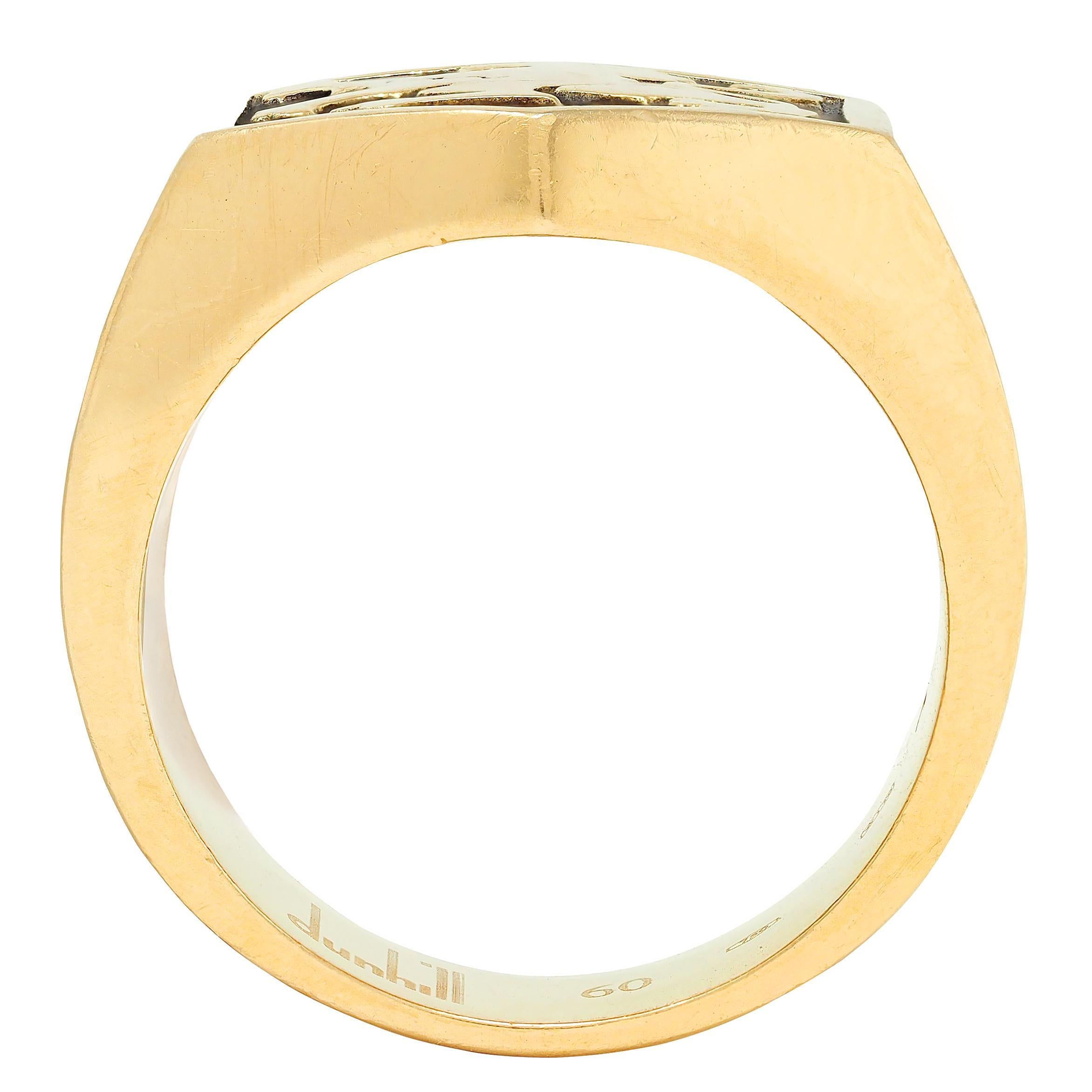 Dunhill, chevalière unisexe en or jaune 18 carats avec gravure de lion héraldique, années 2000 en vente 2