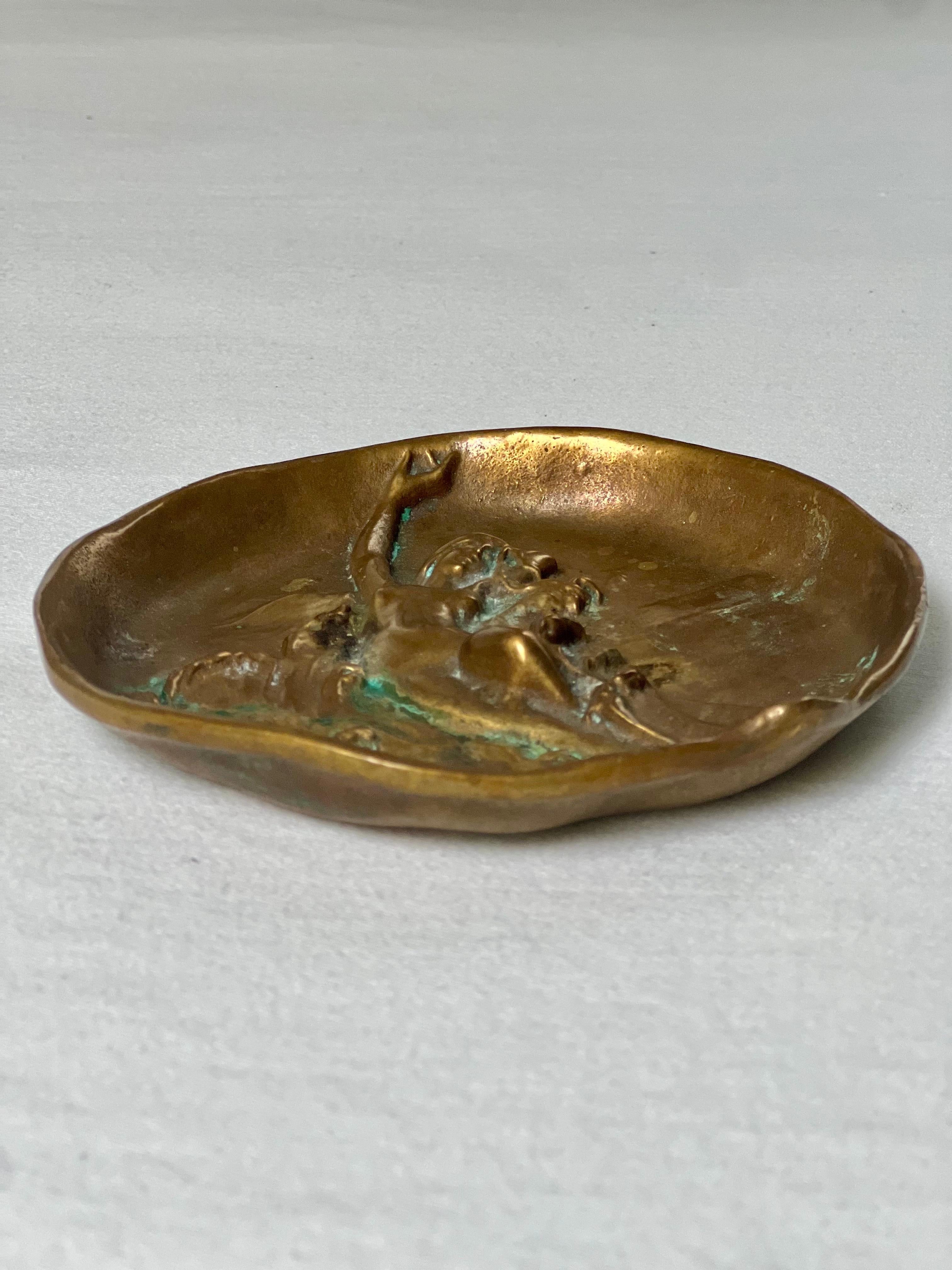 20th Century Dunhill Art Nouveau Patinated Bronze Dish Vide Poche Ashtrays For Sale
