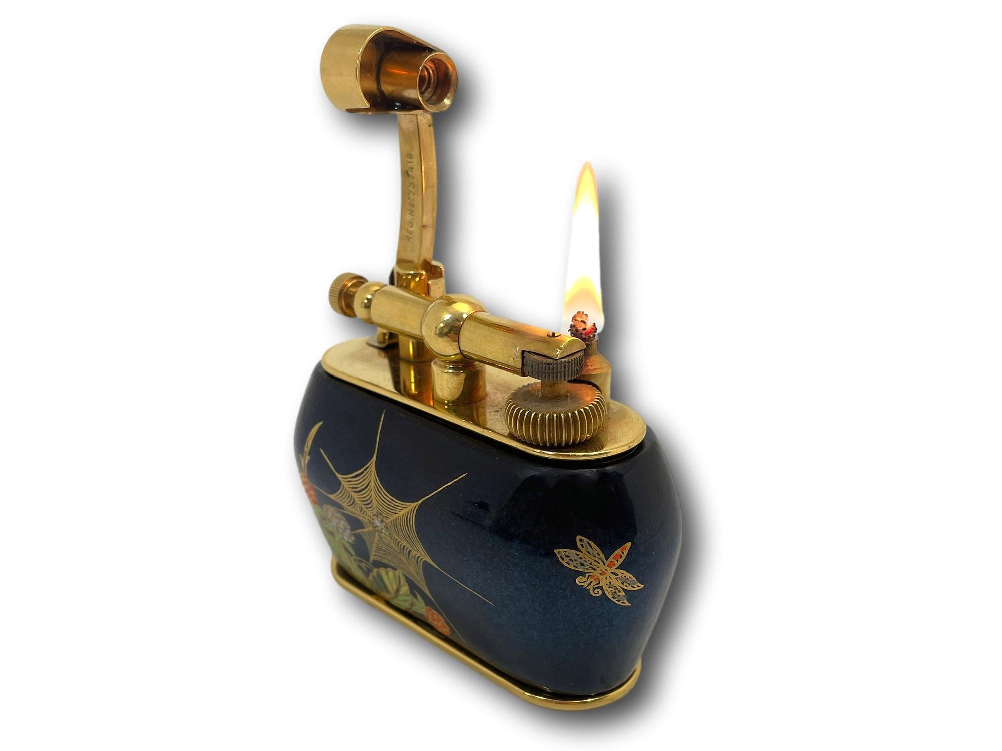 Dunhill Carlton Ware Spider Web Table Lighter For Sale 5