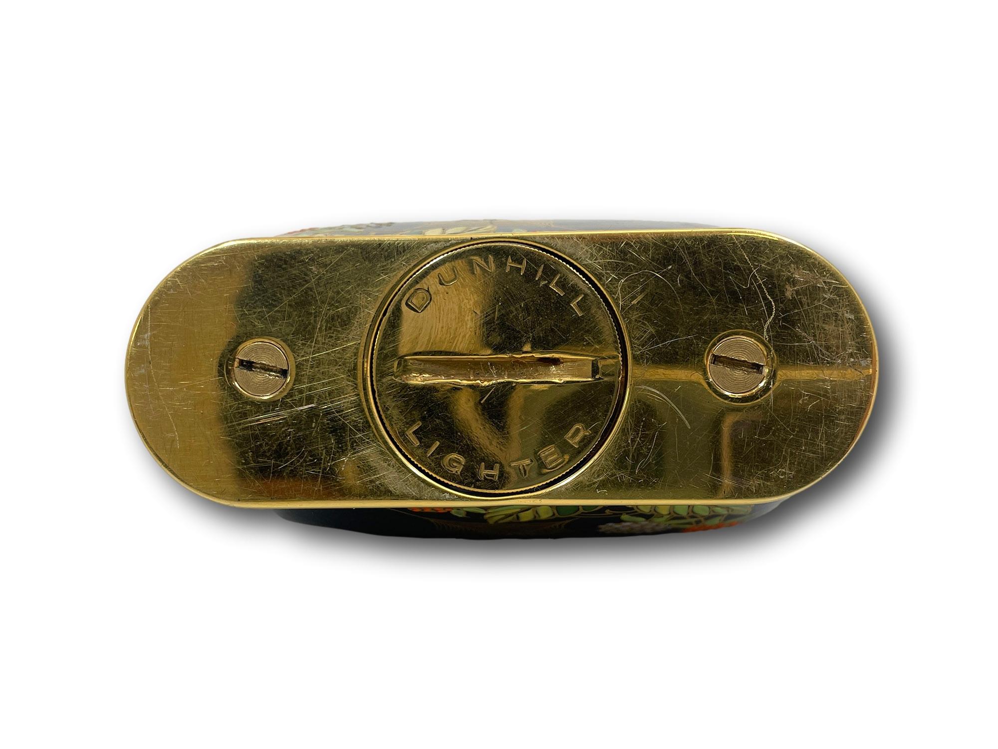 Dunhill Carlton Ware Spider Web Table Lighter For Sale 8