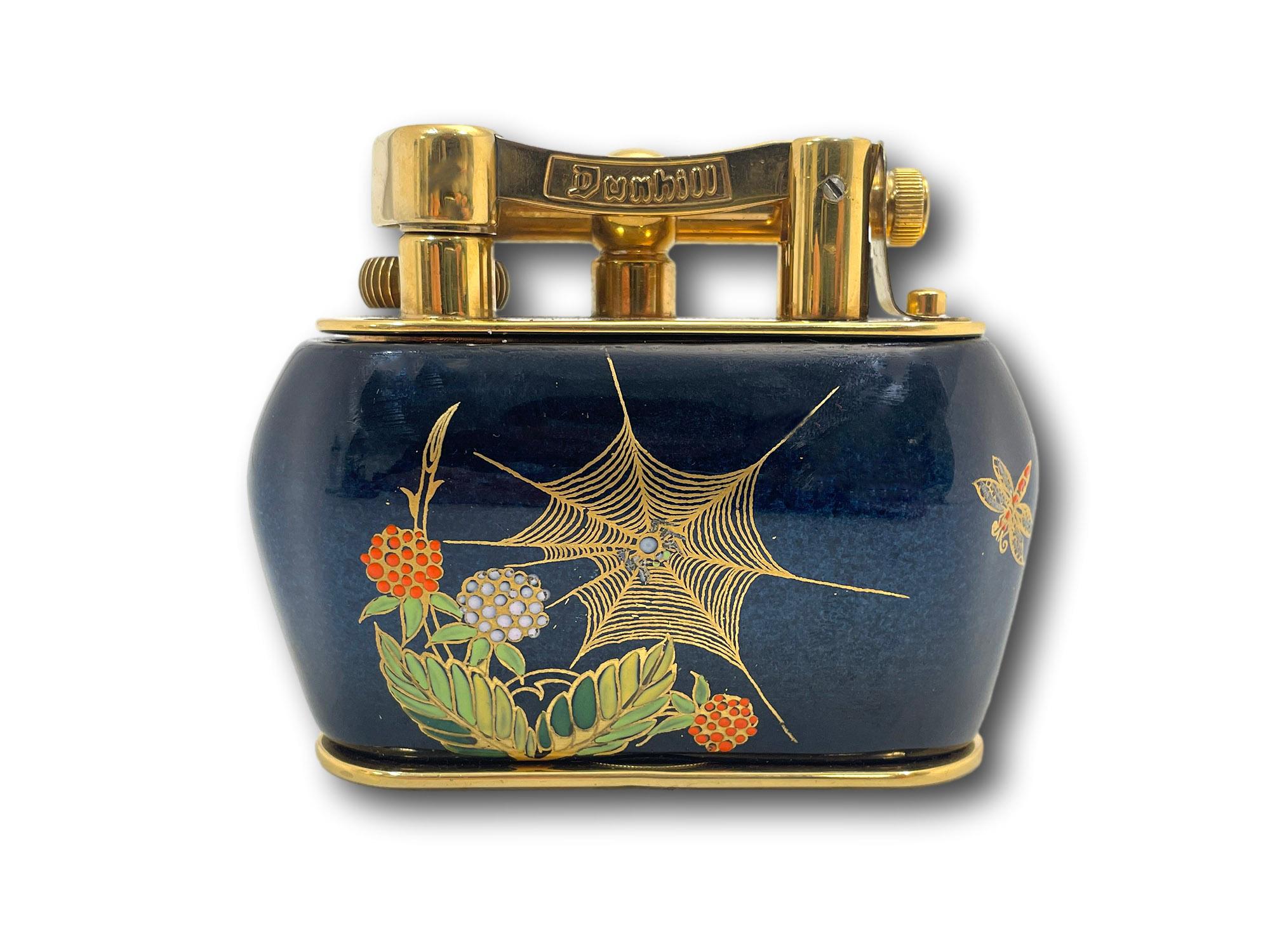 English Dunhill Carlton Ware Spider Web Table Lighter For Sale