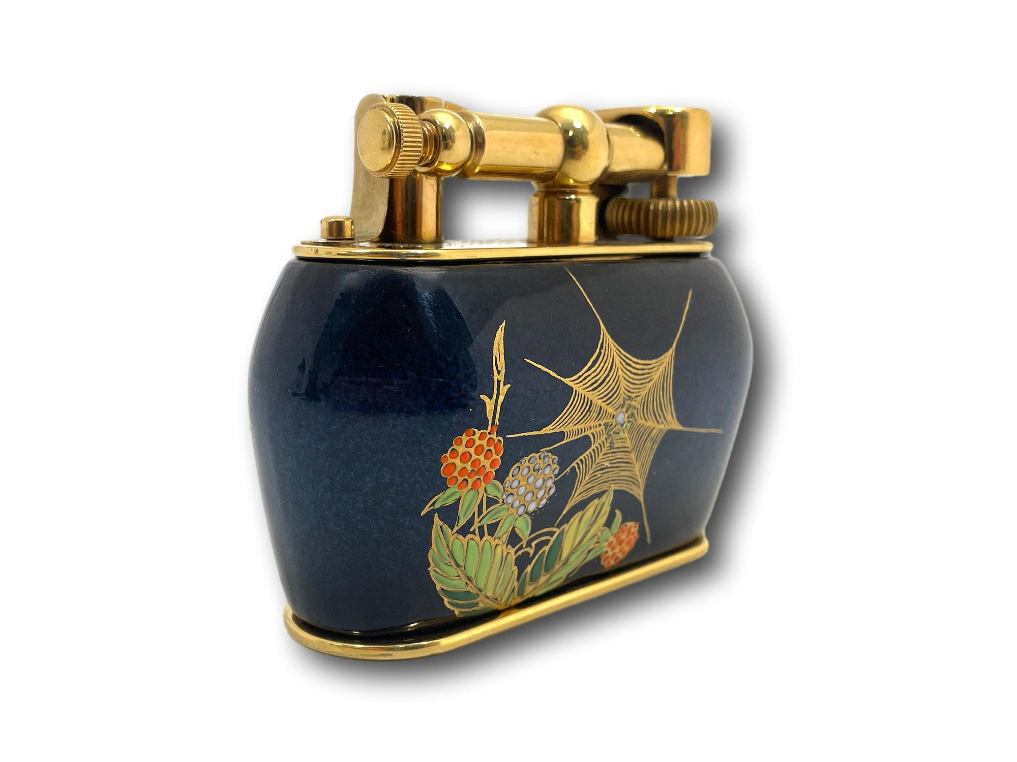 20th Century Dunhill Carlton Ware Spider Web Table Lighter For Sale