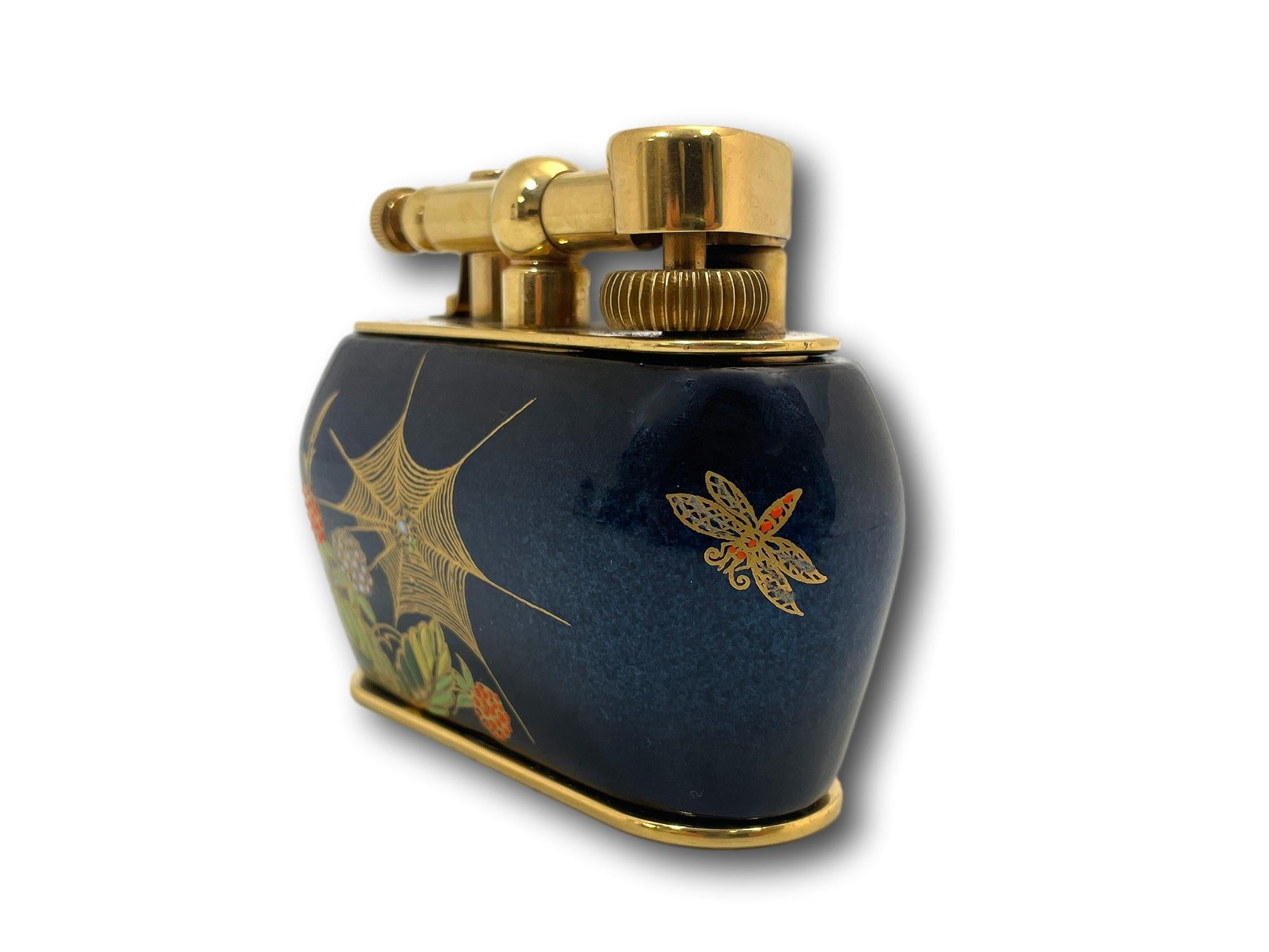 Dunhill Carlton Ware Spider Web Table Lighter For Sale 1