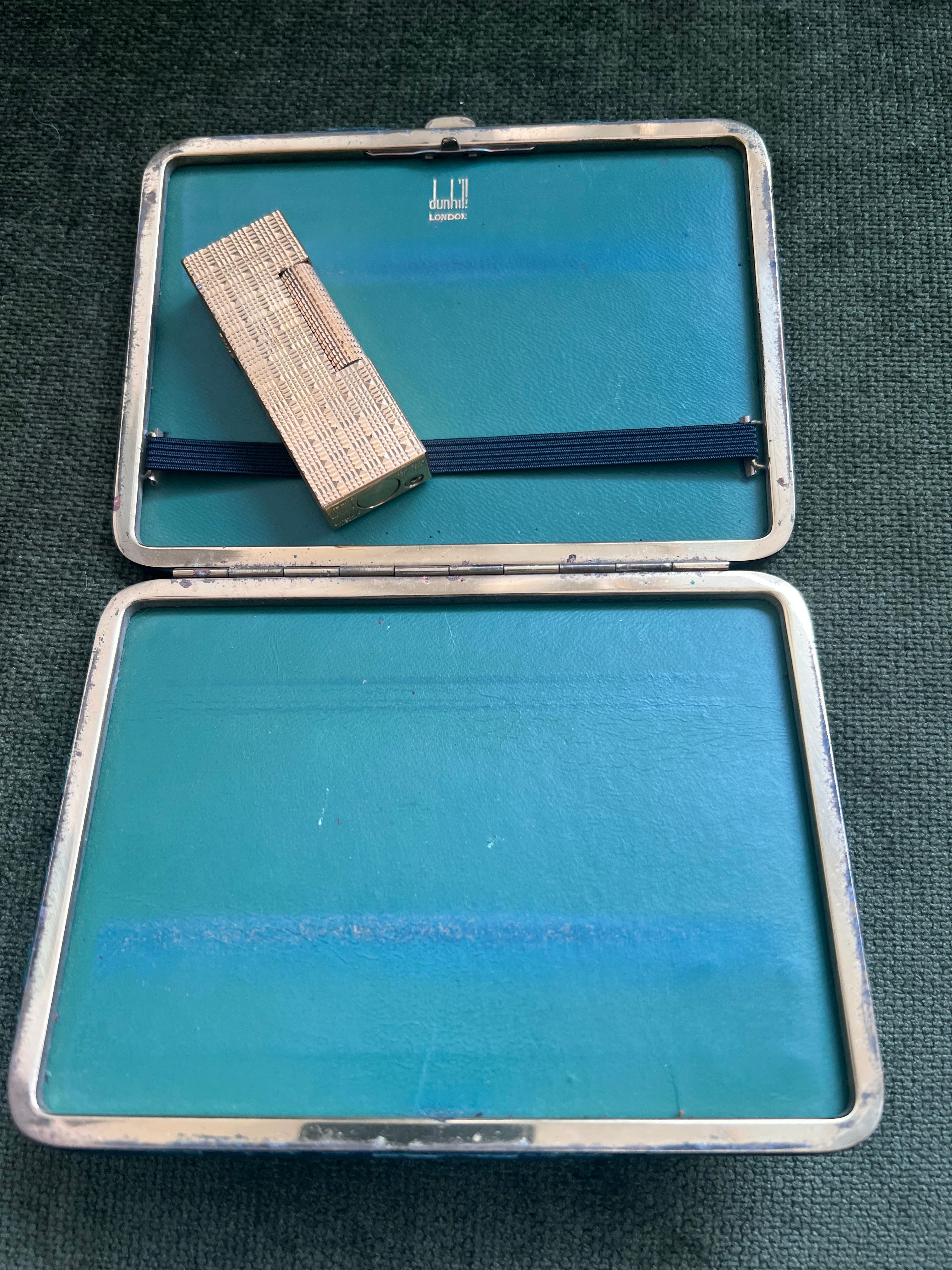 Vintage & Rare Dunhill Cigarette Case & Dunhill Gold Lighter Set, Circa 1970 In Excellent Condition For Sale In New York, NY