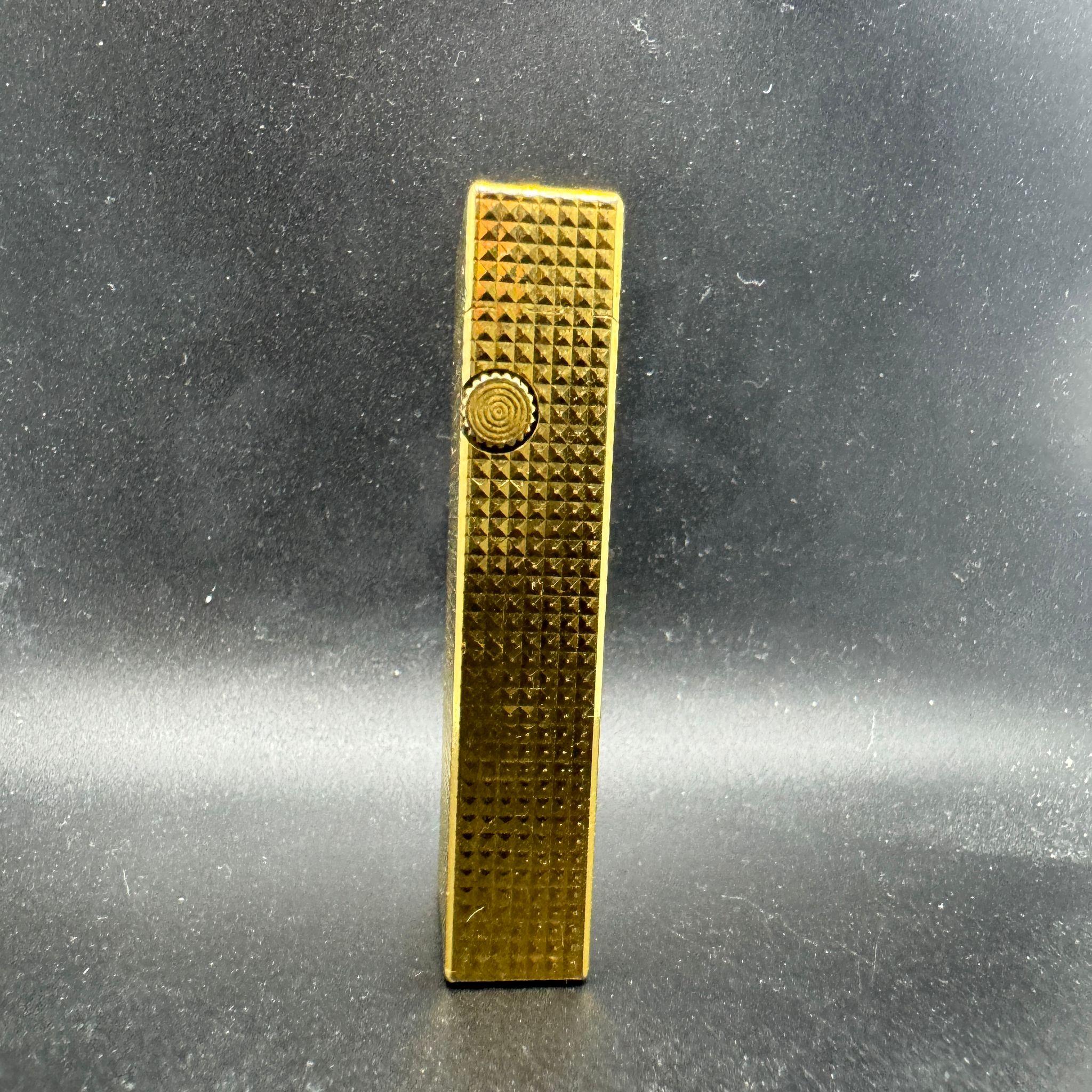 Dunhill “James Bond” Lighter of Choice, Diamond Pattern Gold Plated Lighter 5