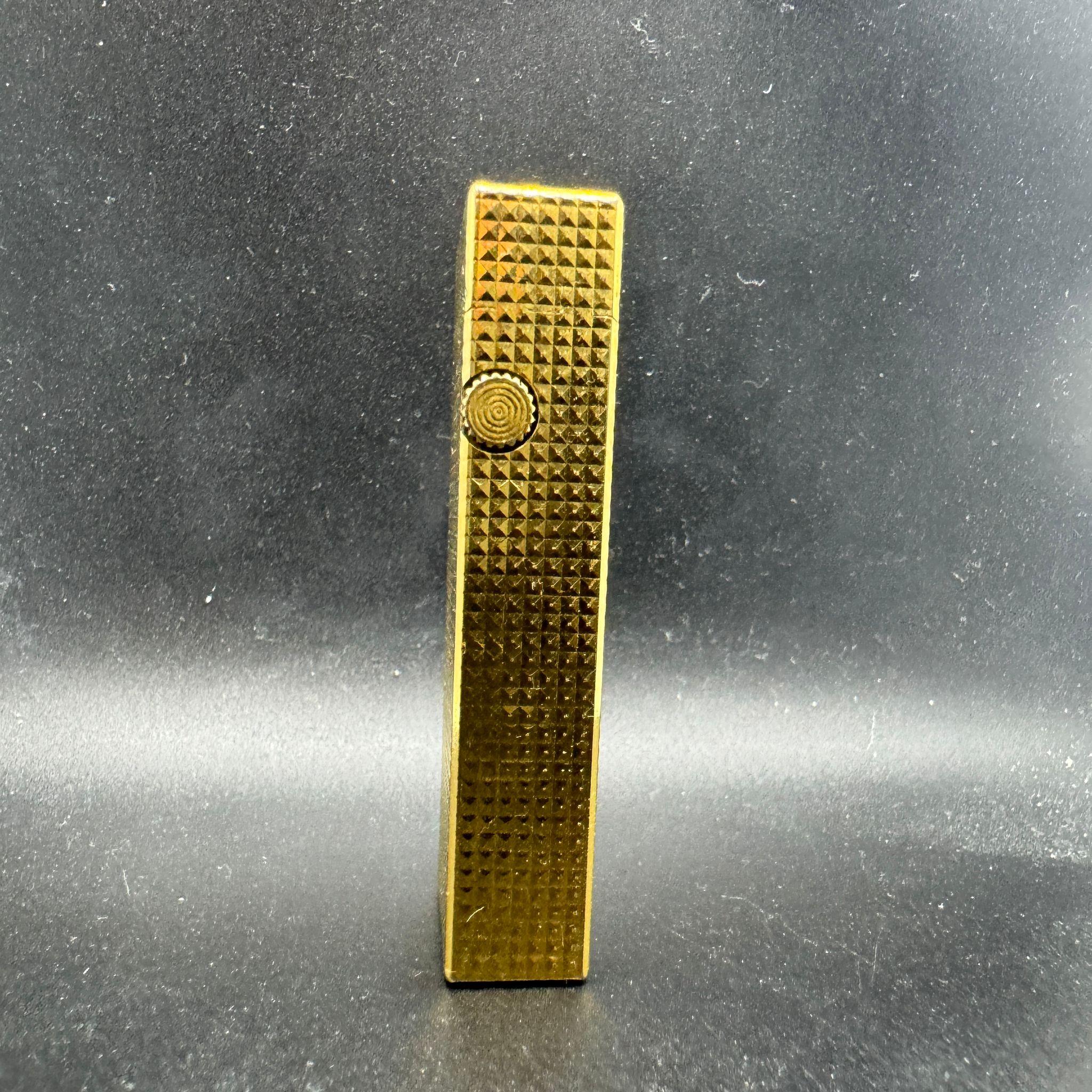 Dunhill “James Bond” Lighter of Choice, Diamond Pattern Gold Plated Lighter For Sale 5