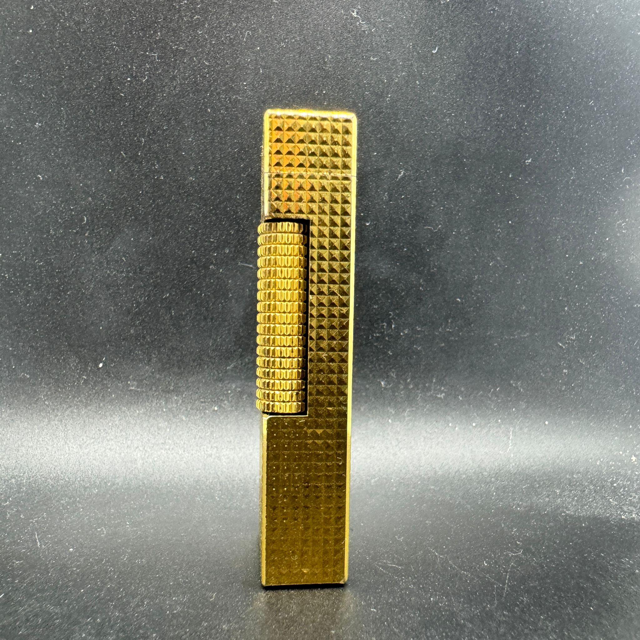 Dunhill “James Bond” Lighter of Choice, Diamond Pattern Gold Plated Lighter For Sale 9