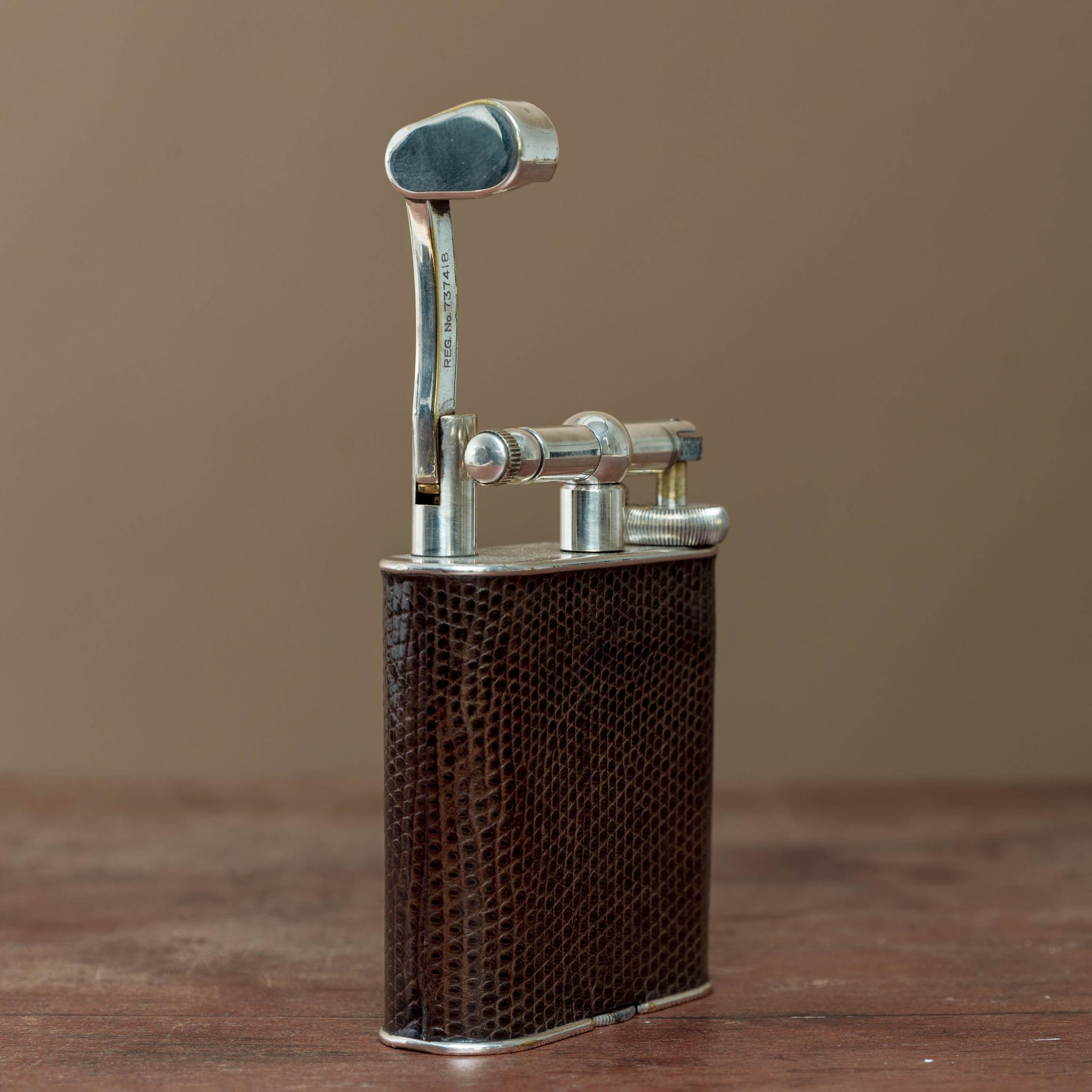 Dunhill Lizard Skin 'Giant' Lighter, circa 1950 In Good Condition For Sale In London, GB