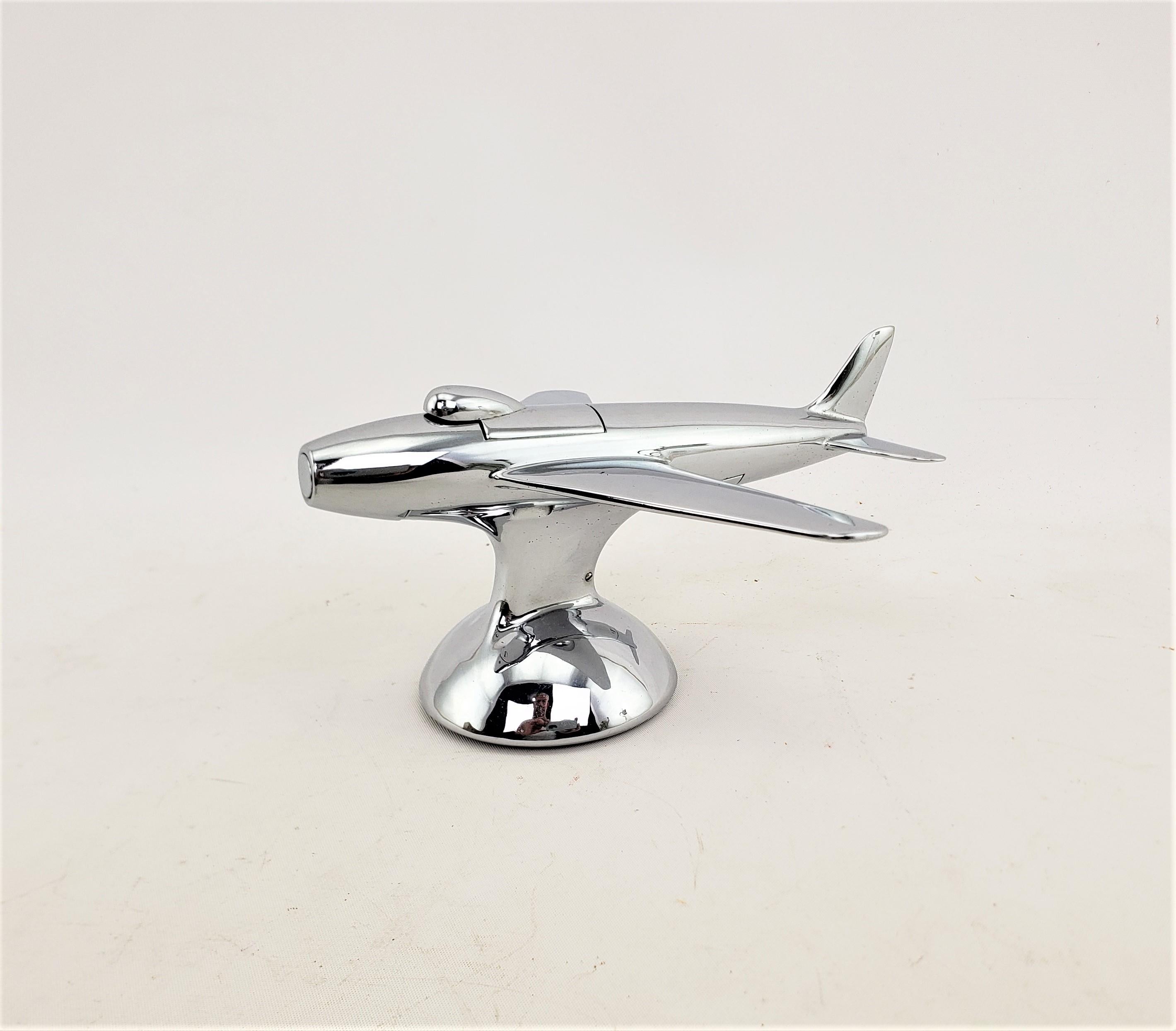 Dunhill Mid-Century Modern Chrom stilisierter Sabre Jet Airplane Tischleuchter, Mid-Century Modern (Moderne der Mitte des Jahrhunderts) im Angebot