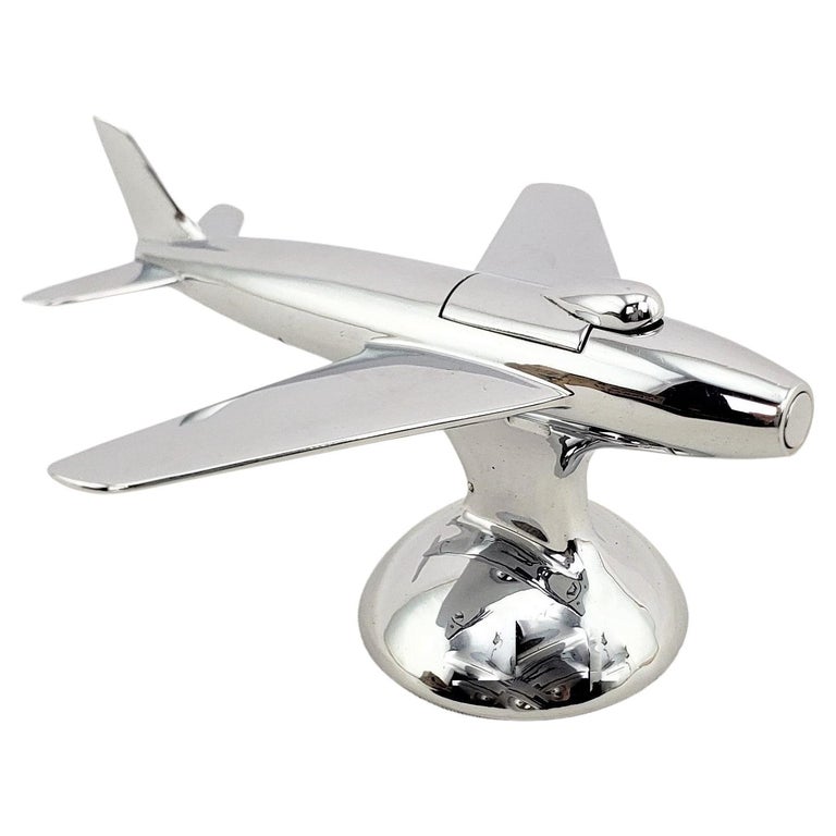 Dunhill, briquet de table d'avion en forme de sabre chromé stylisé,  mi-siècle moderne En vente sur 1stDibs