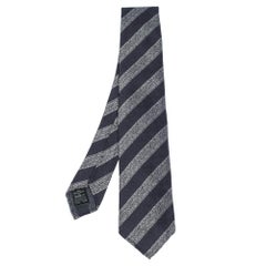 Dunhill cravate en jacquard de soie Mulberry à rayures diagonales bleu marine 