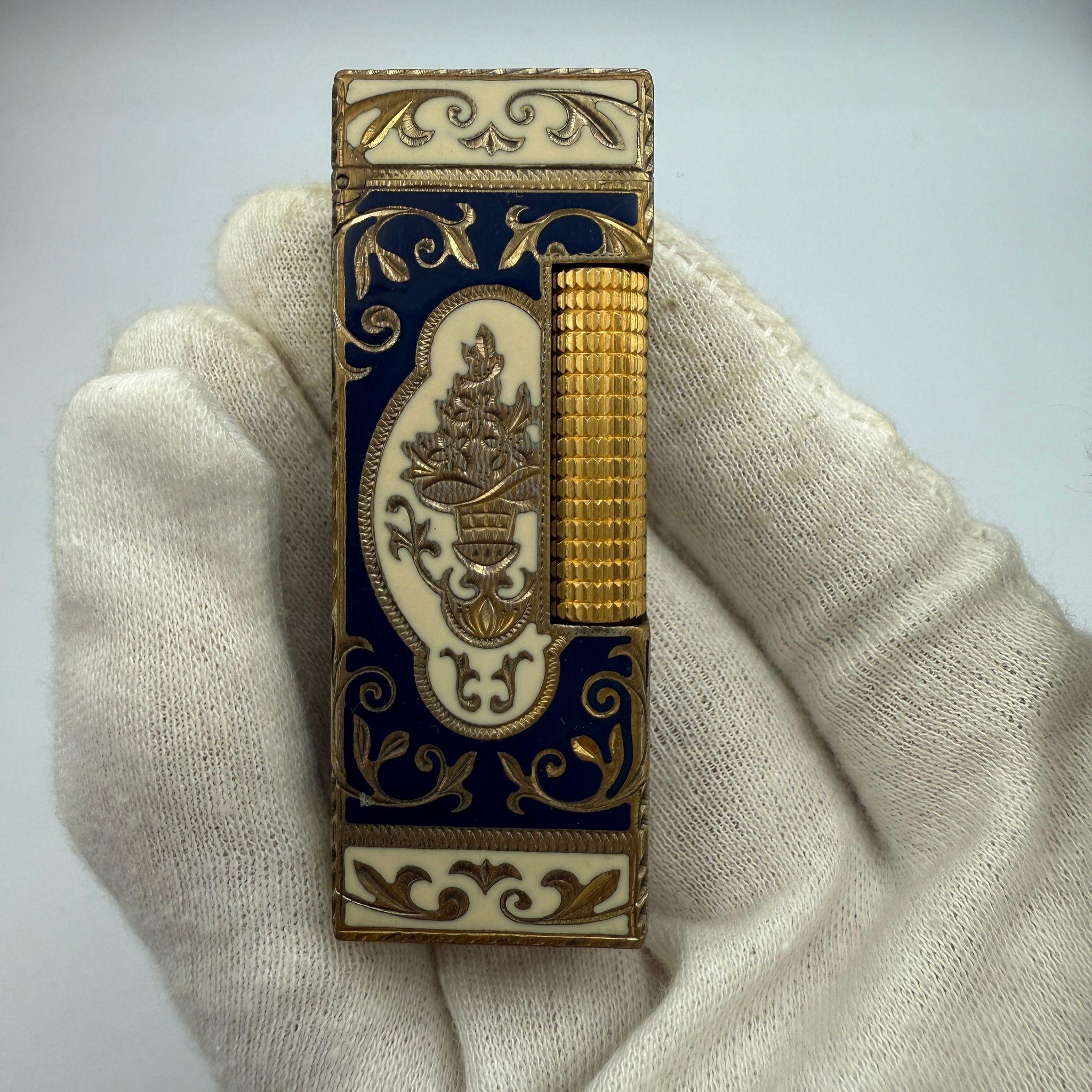 Dunhill Rare Royking Lighter, 18k Gold Plating & Enamel Inlay In Original Case In Excellent Condition In New York, NY