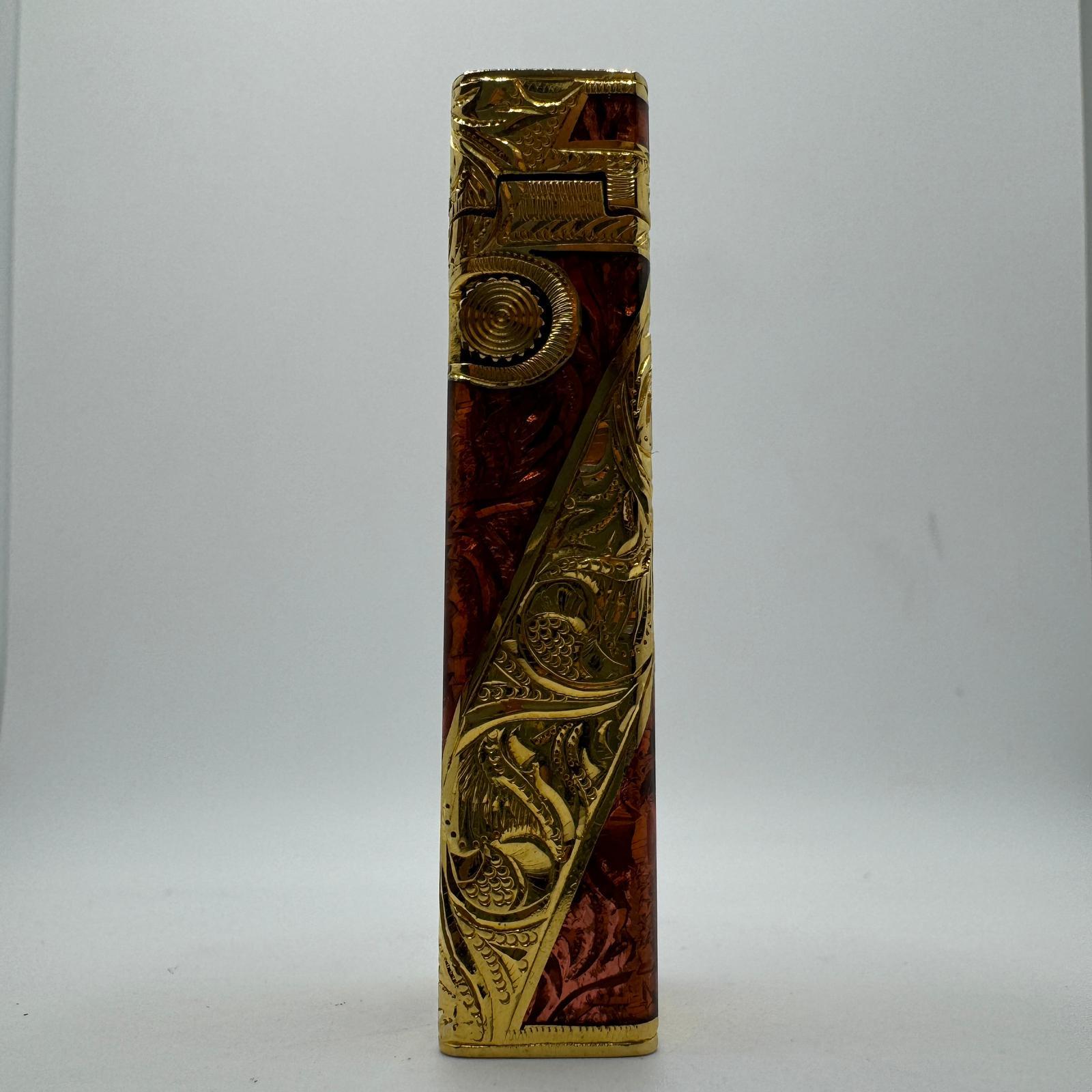 Dunhill Seltener Royking-Leuchter, 18k vergoldete Vergoldung und Emaille-Intarsien Royking-Leuchter für Damen oder Herren im Angebot