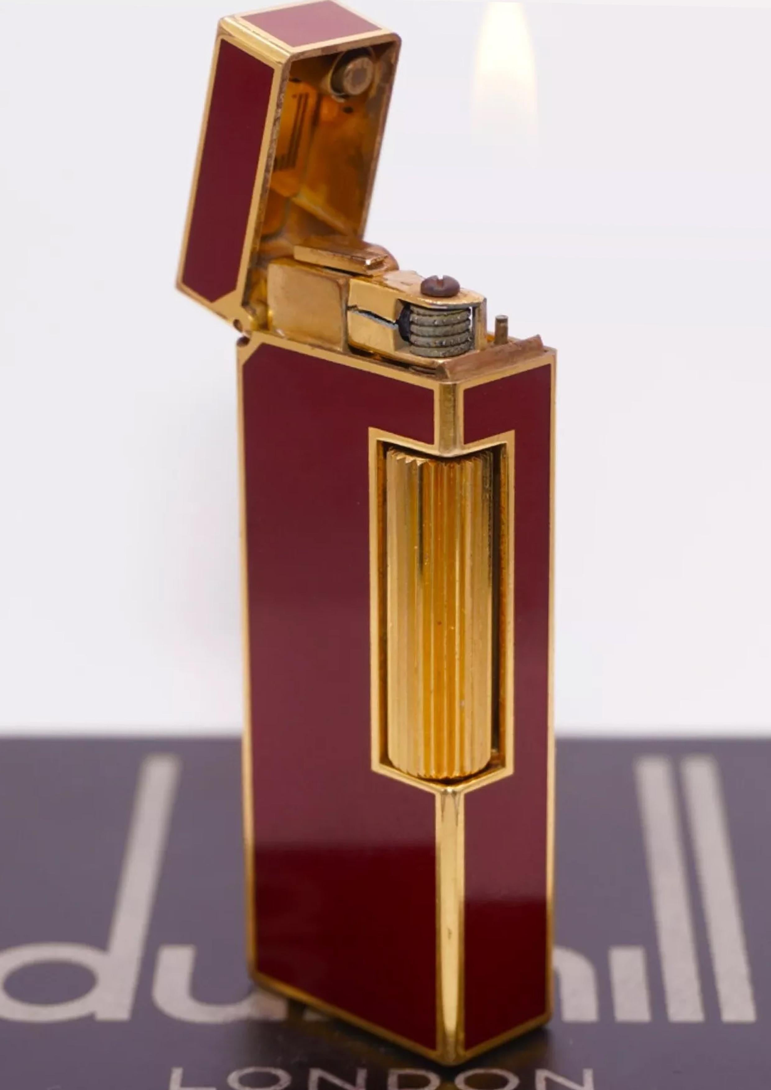 Dunhill Red Lacquered Goldplate Rollagas Classic Cigarette Lighter Swiss Made 6