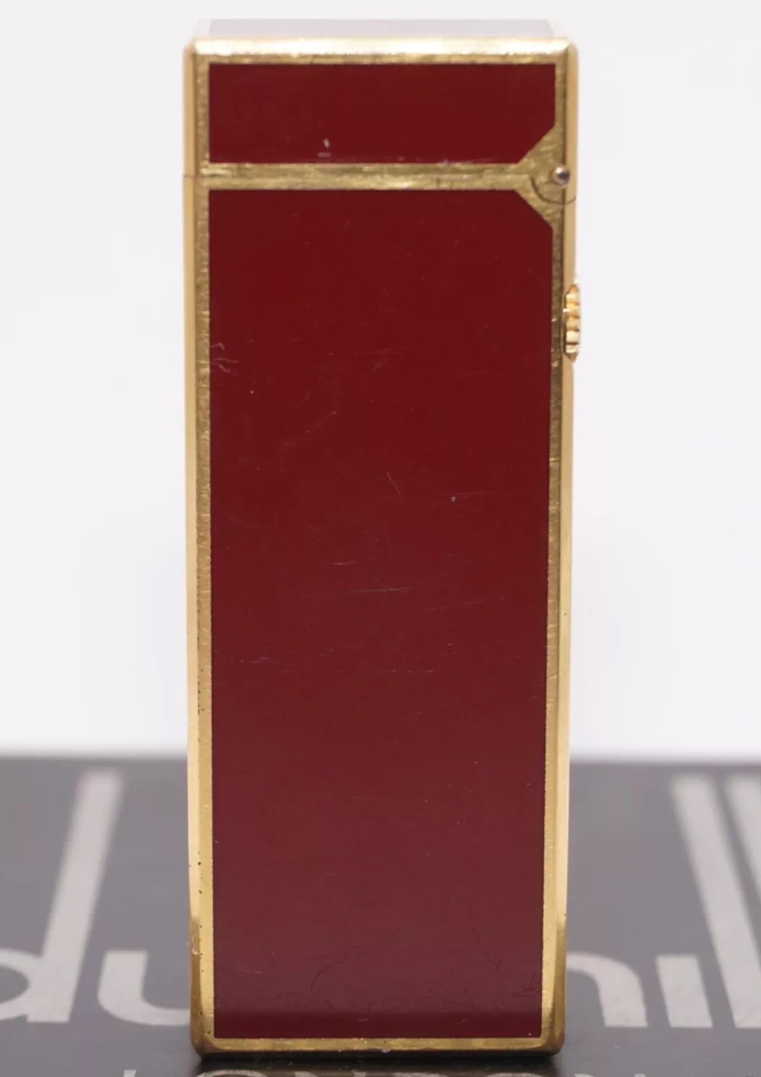 Dunhill Red Lacquered Goldplate Rollagas Classic Cigarette Lighter Swiss Made In Good Condition In Reading, Berkshire