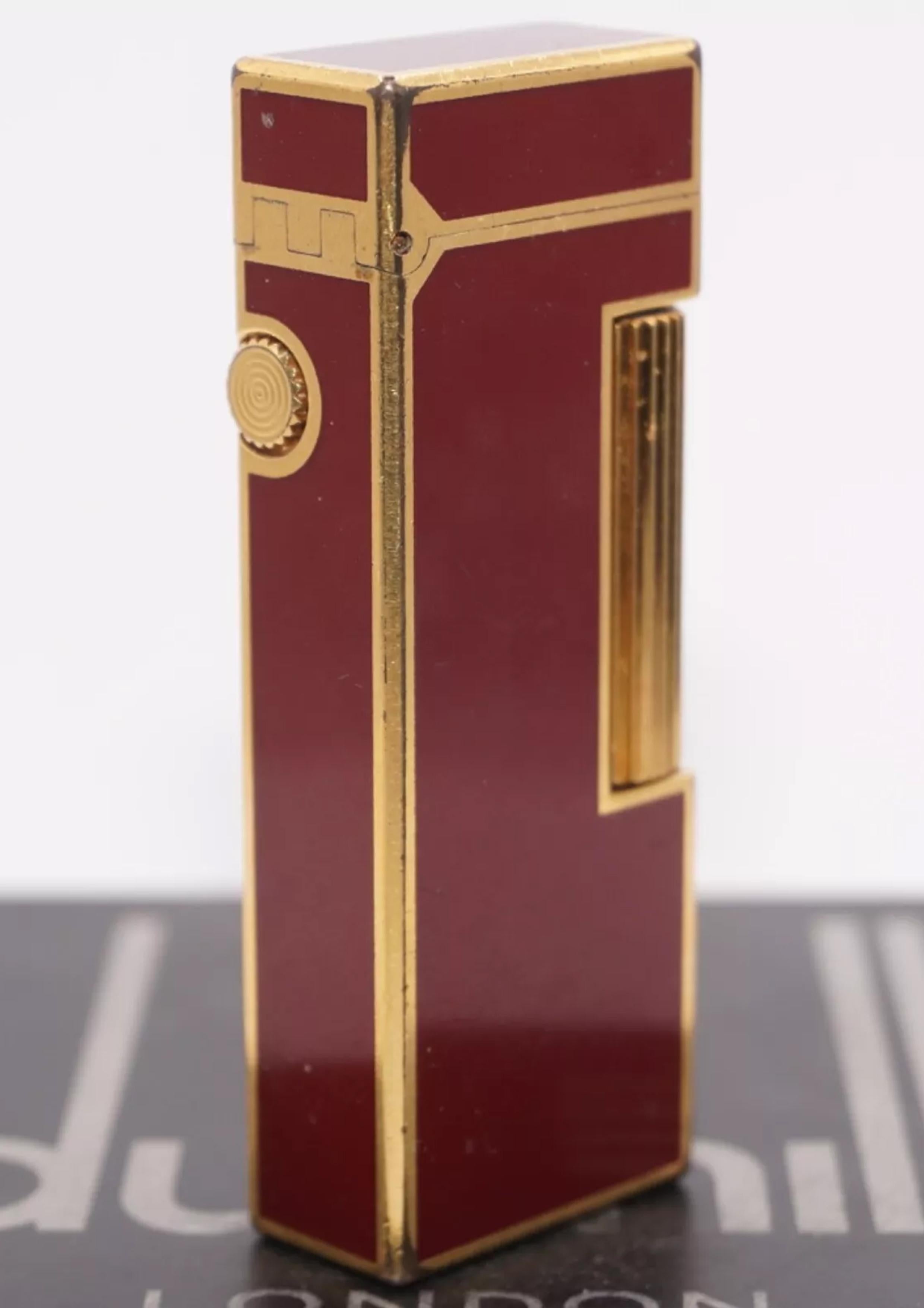 20th Century Dunhill 18 Carat Gold Plated Red Lacquered Rollagas Classic Cigarette Lighter For Sale
