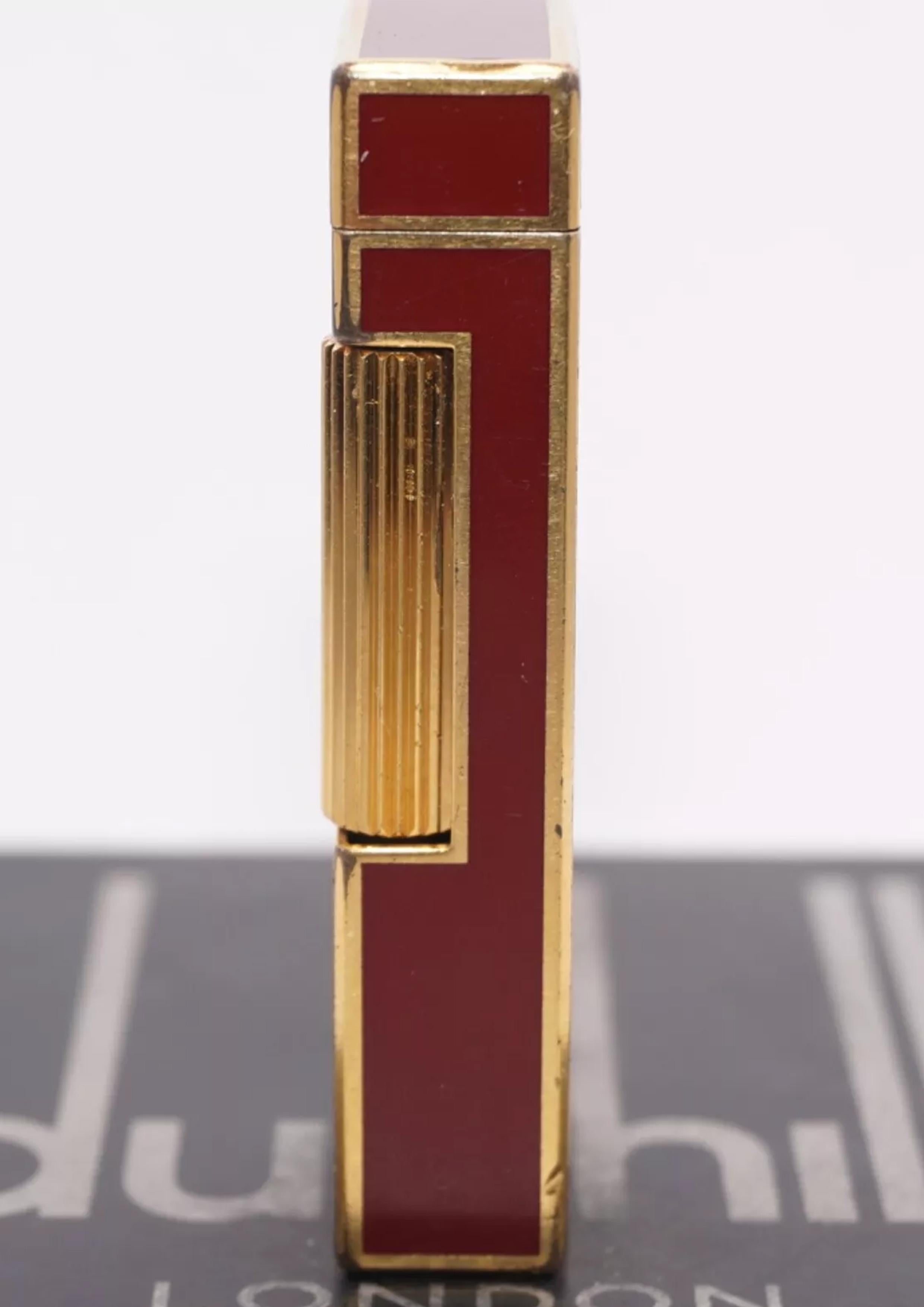 Dunhill 18 Carat Gold Plated Red Lacquered Rollagas Classic Cigarette Lighter For Sale 1