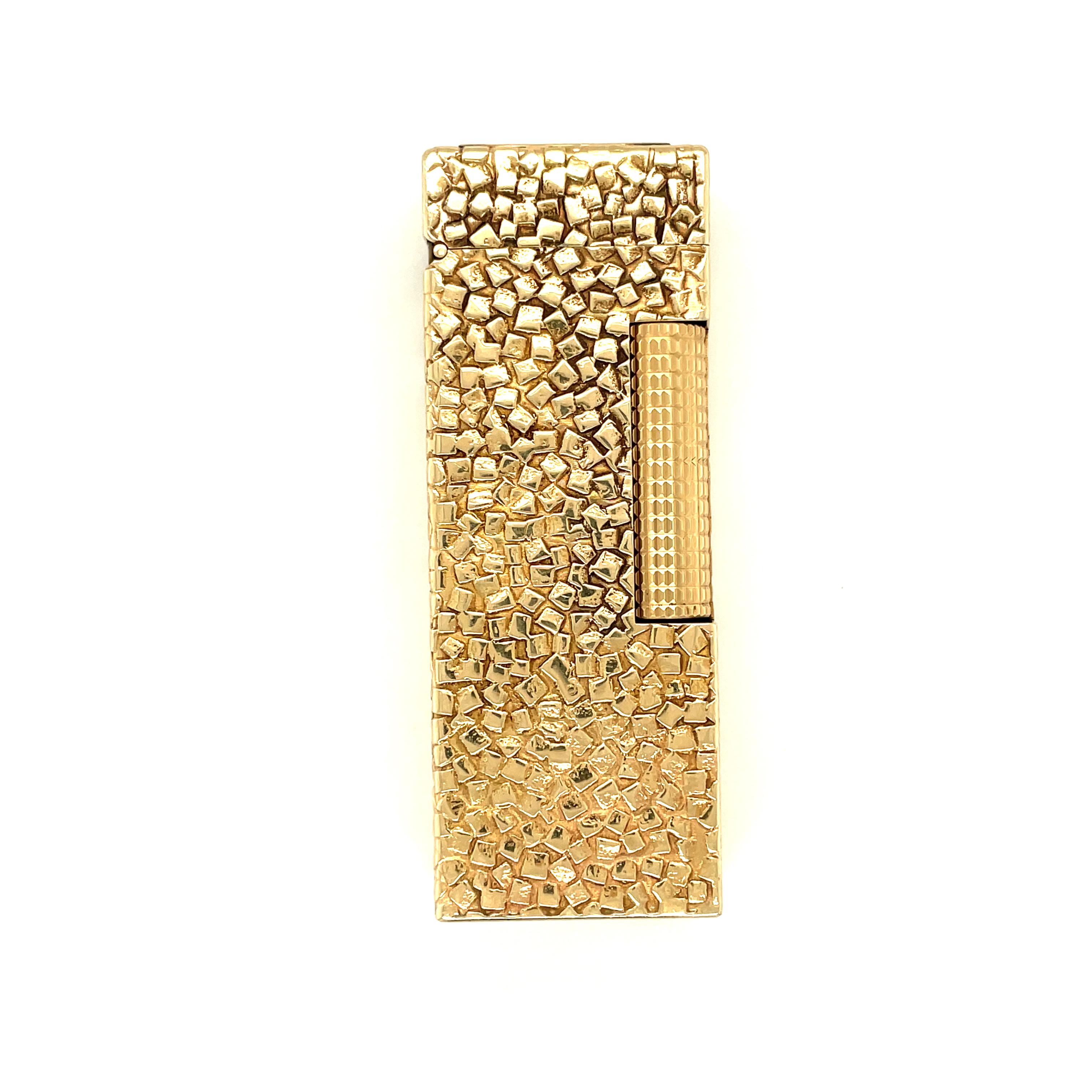 Women's or Men's Dunhill Rollagas 14K Yellow Gold Hammered Nugget Solid Gold Lighter For Sale