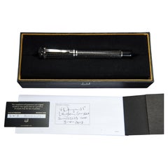 Penna roller Dunhill Sentryman nera e argento in fibra di carbonio e palladio