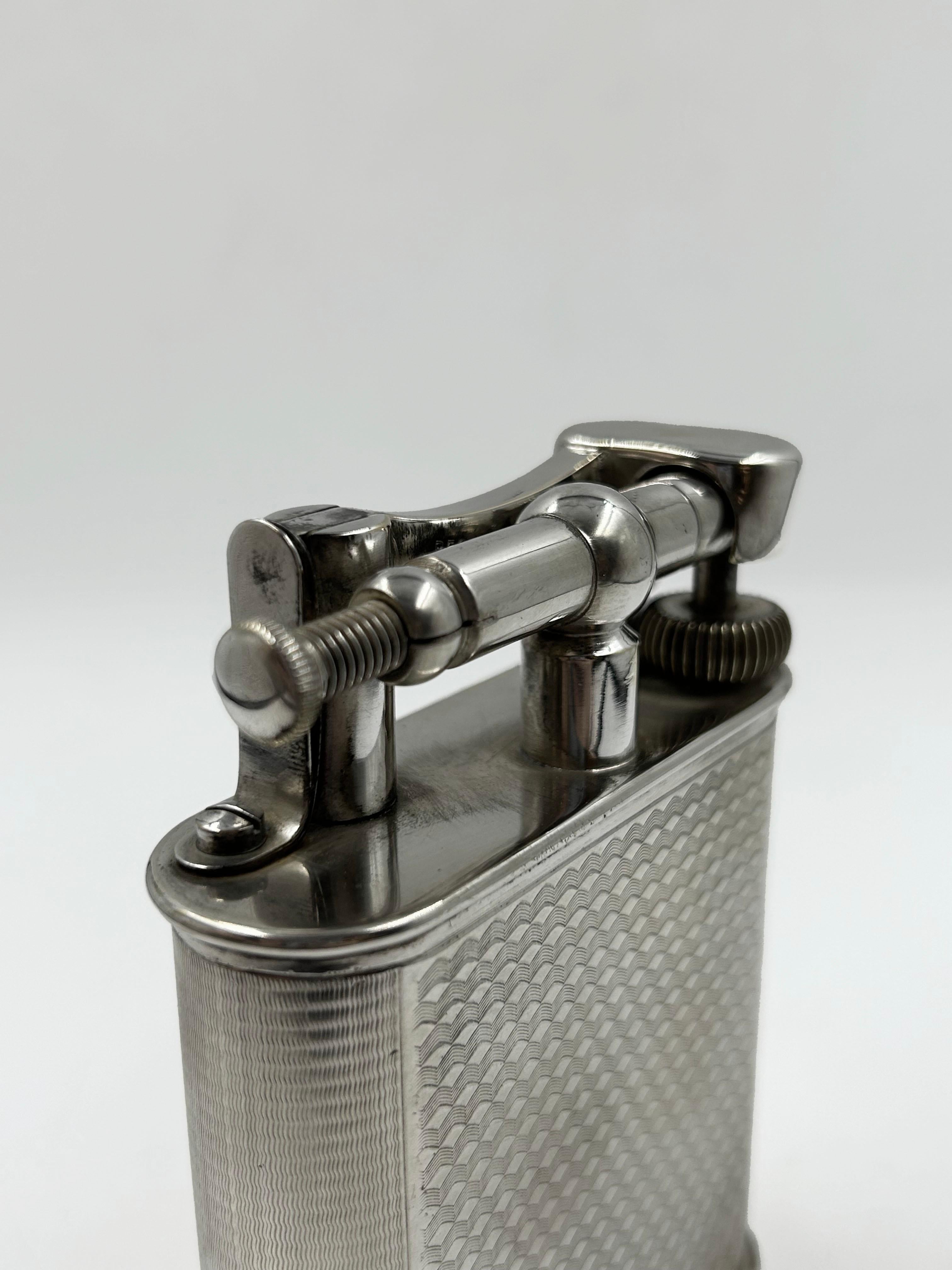 English Dunhill table lighter from the 1930s For Sale