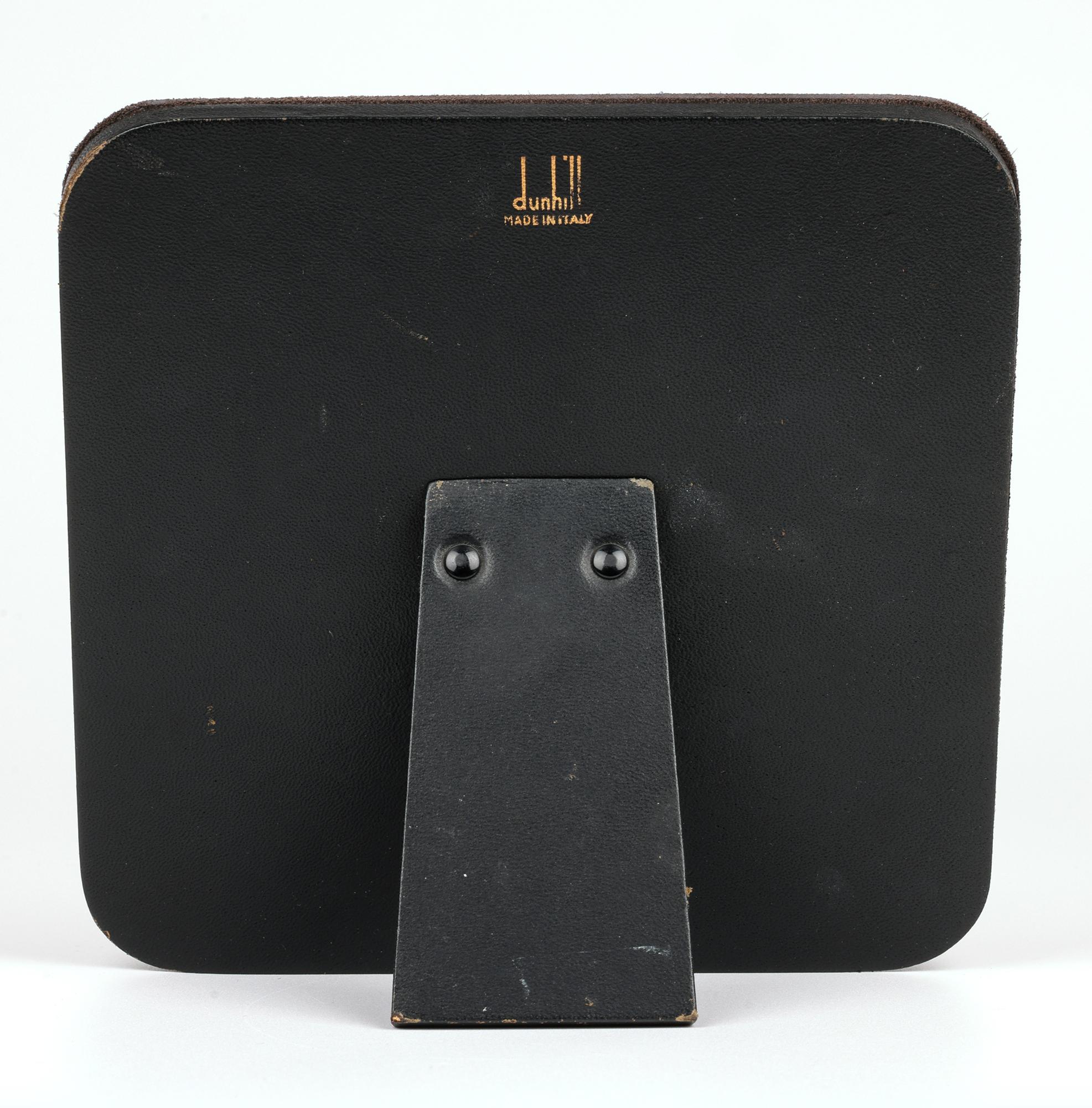 Dunhill Vintage Mid-Century Boxed Leather Easel-Back Bilderrahmen im Angebot 2
