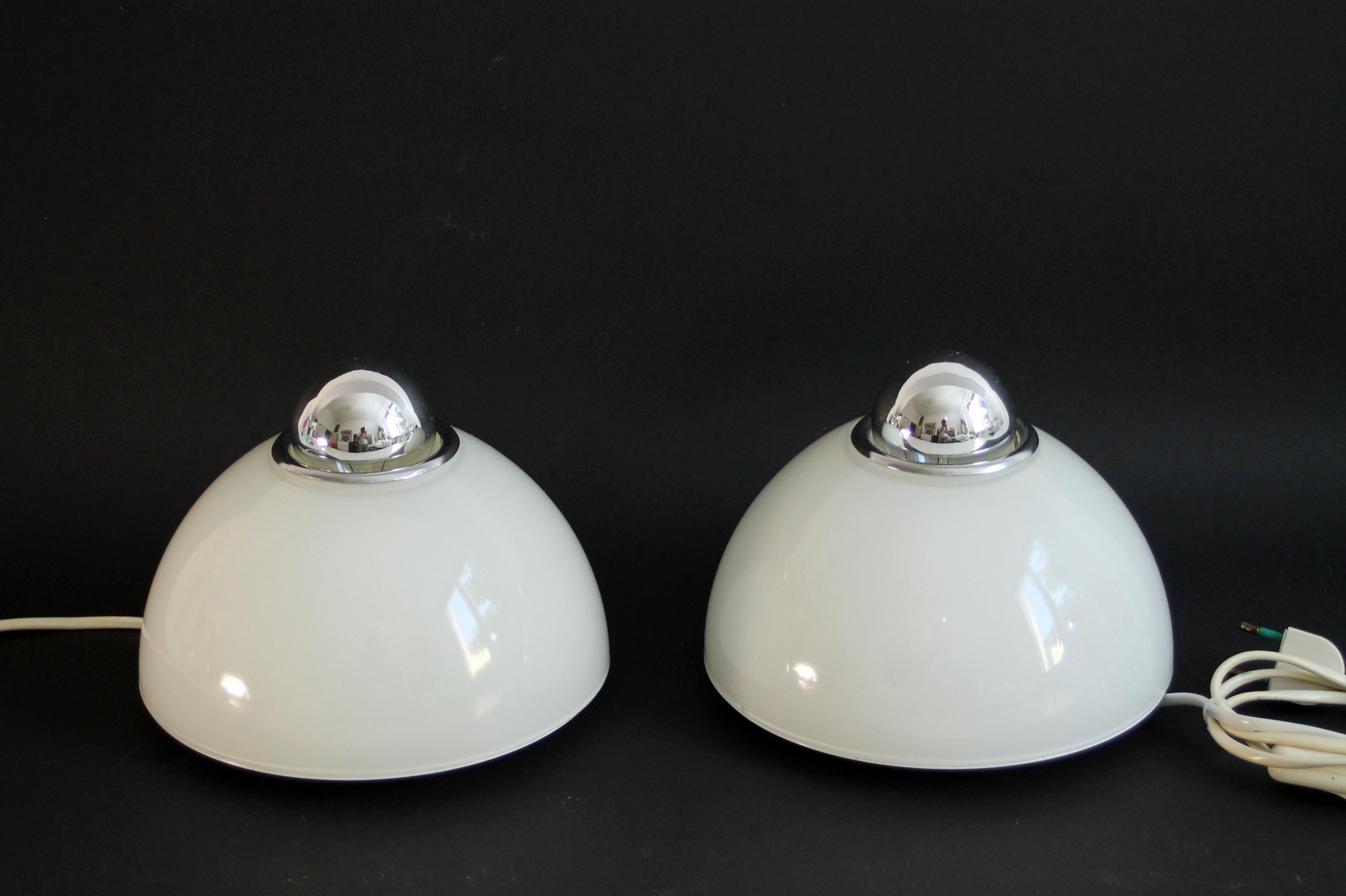 Italian LAST PIECE /// Artemide Tilos by E. Gismondi, 1990s. Wall or ceiling lamp