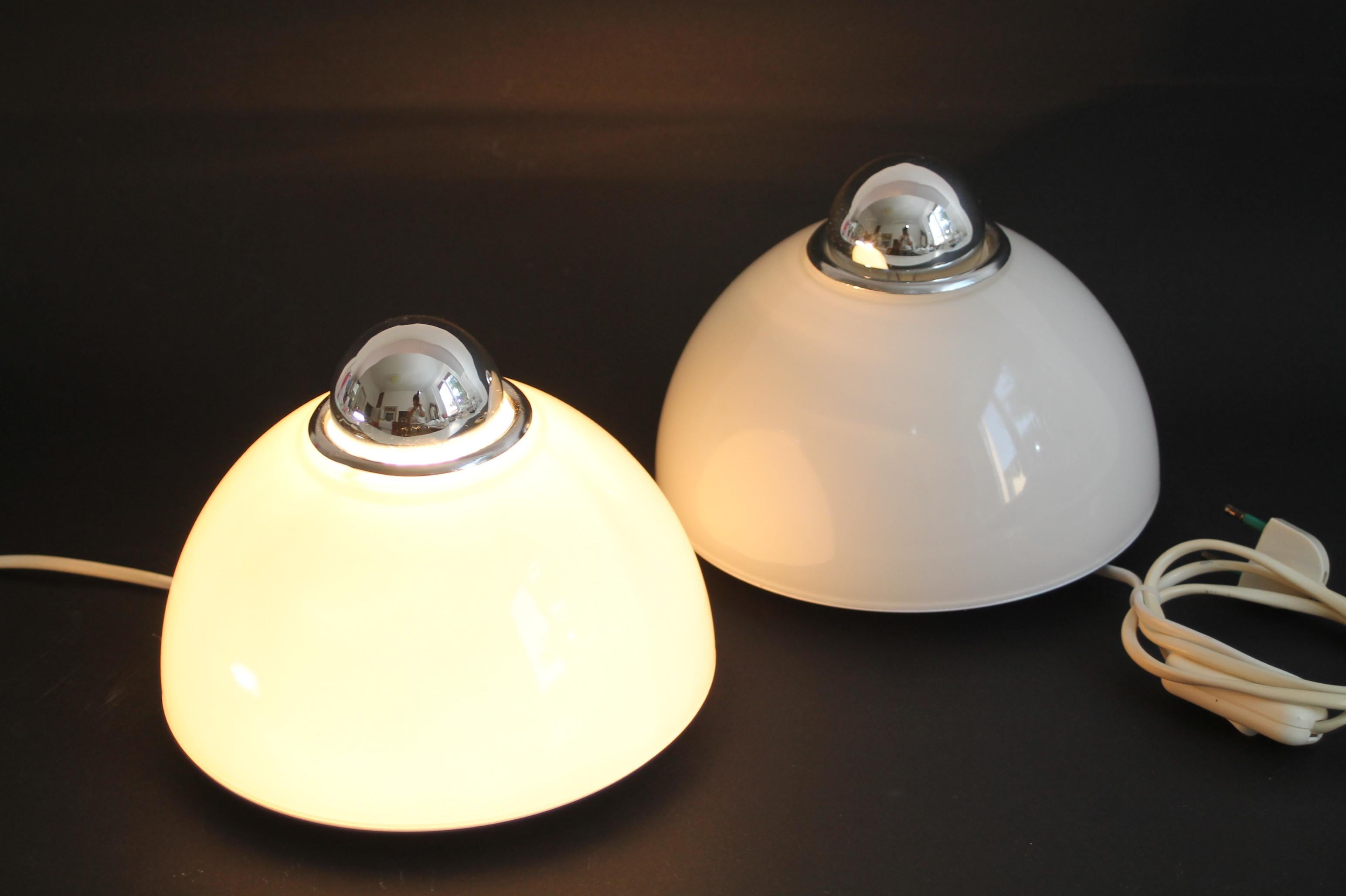 Milk Glass LAST PIECE /// Artemide Tilos by E. Gismondi, 1990s. Wall or ceiling lamp