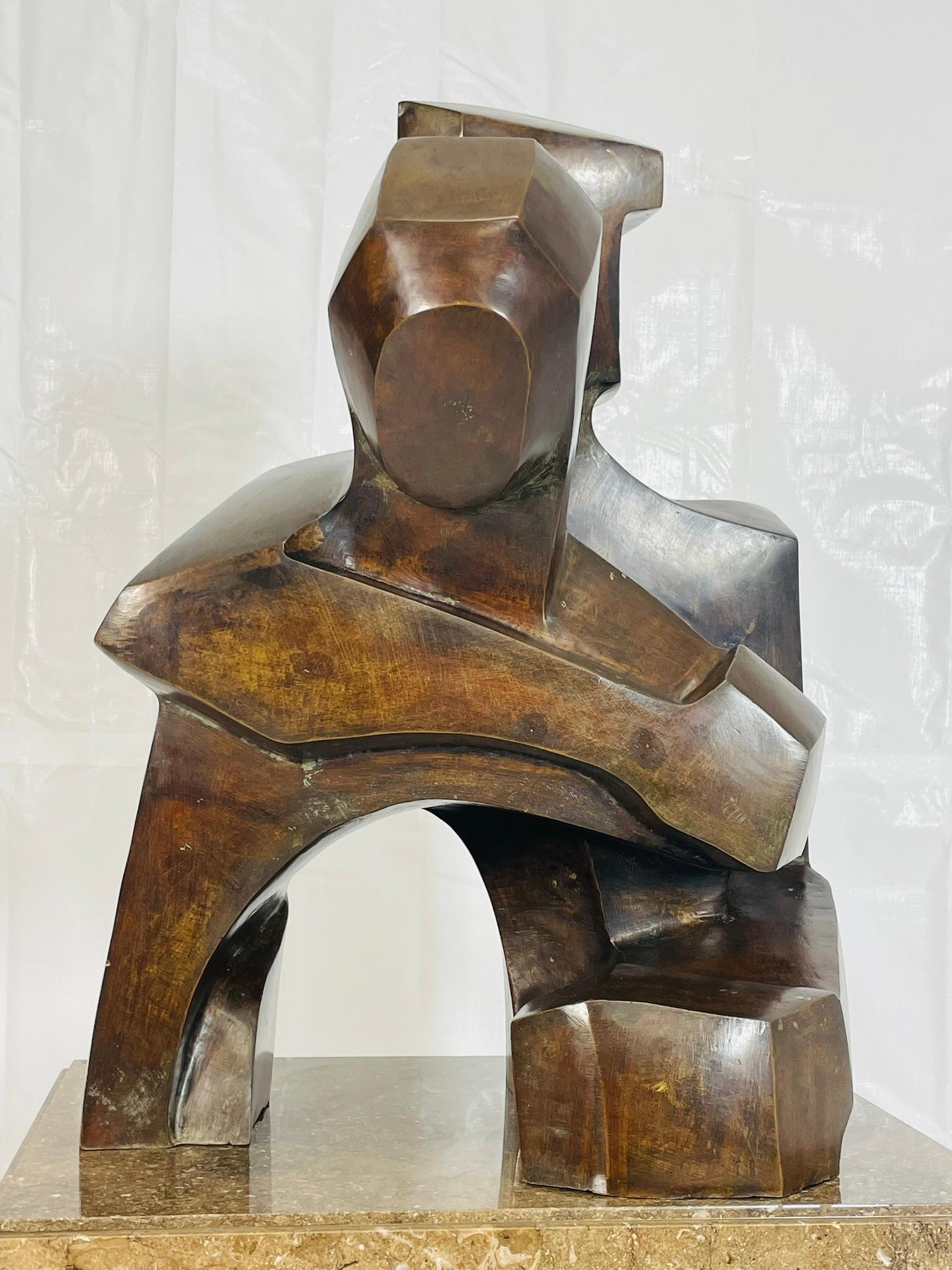 Grande scultura in bronzo intitolata 